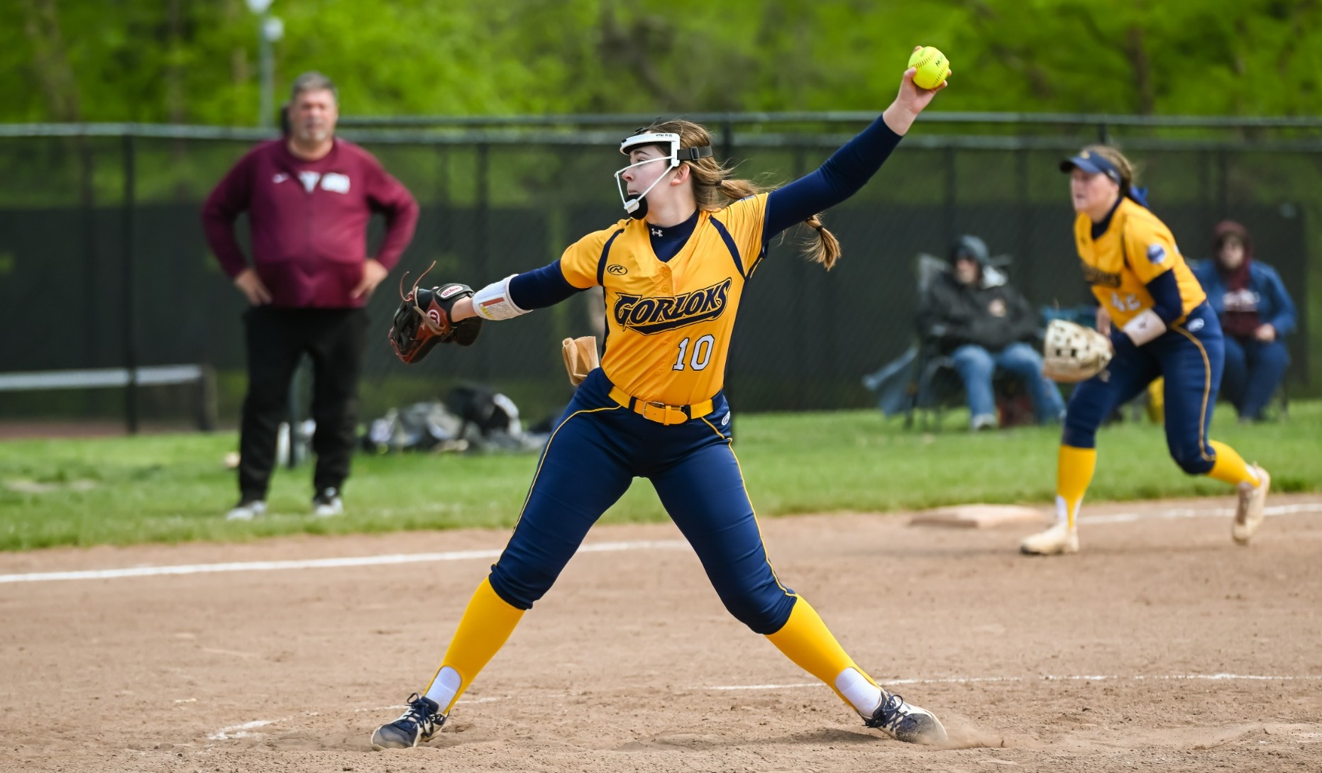 Ainsley Hinz Softball ster University Athletics