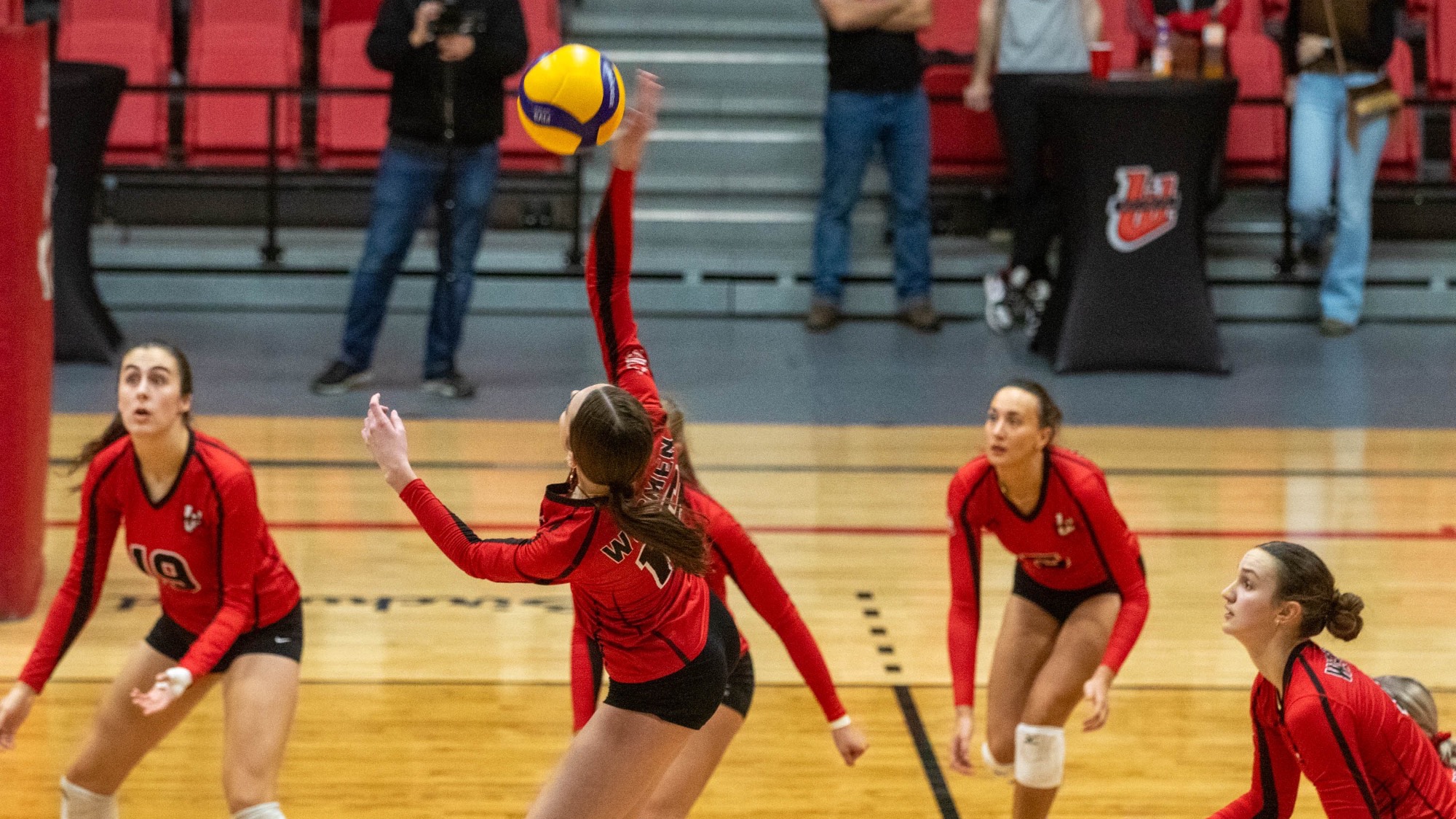 Brooke Duncalfe 202324 Women's Volleyball University of Winnipeg