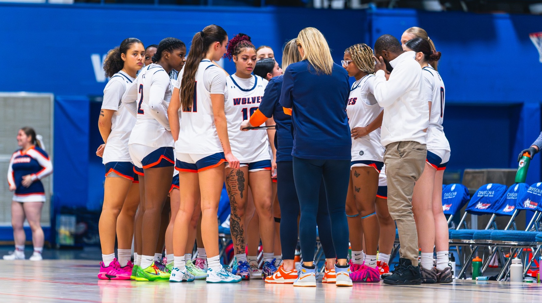 Women's Basketball Huddle 2526