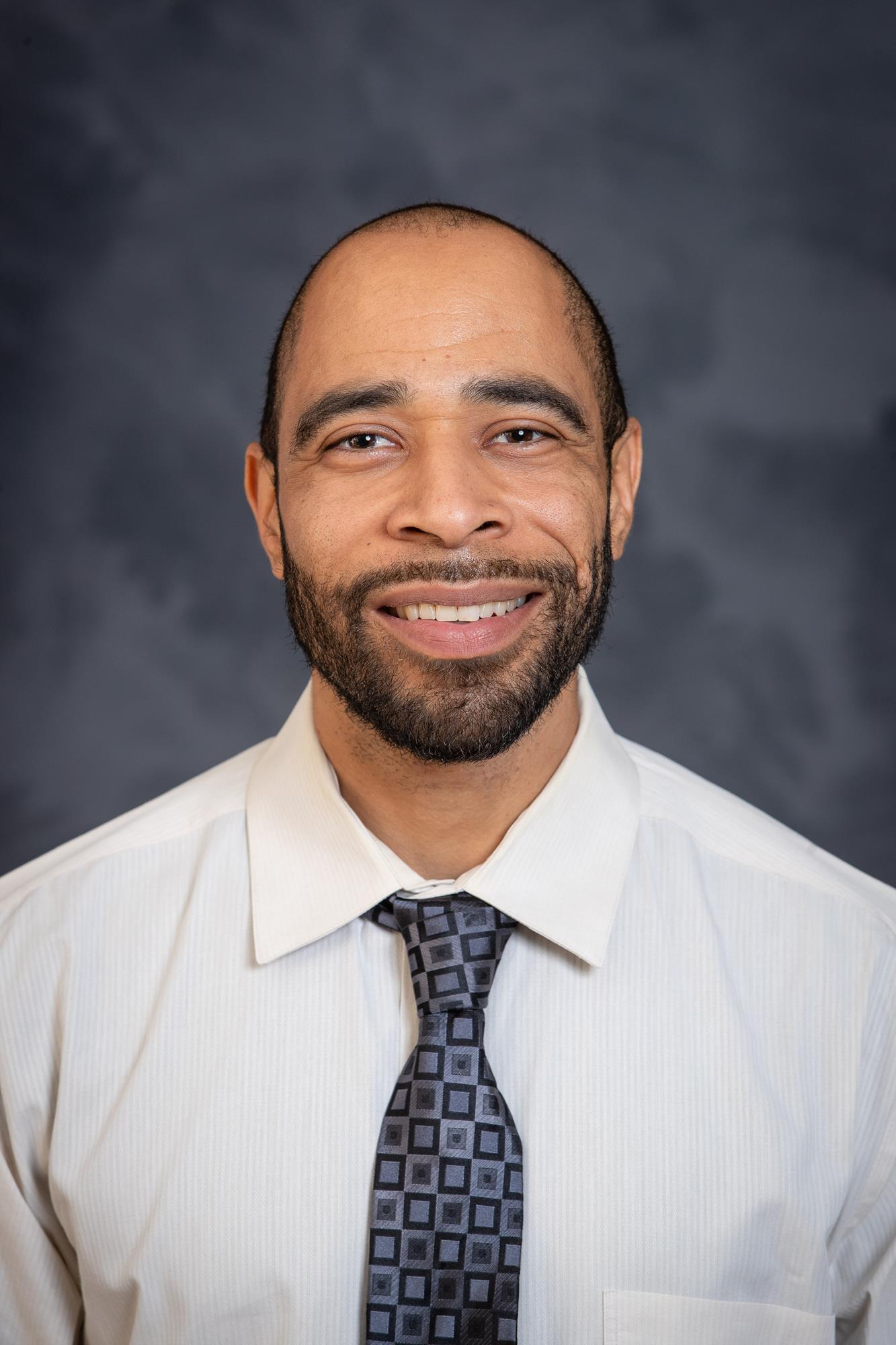 2022_23_Hicks_Jelani_D1X_8260.JPG