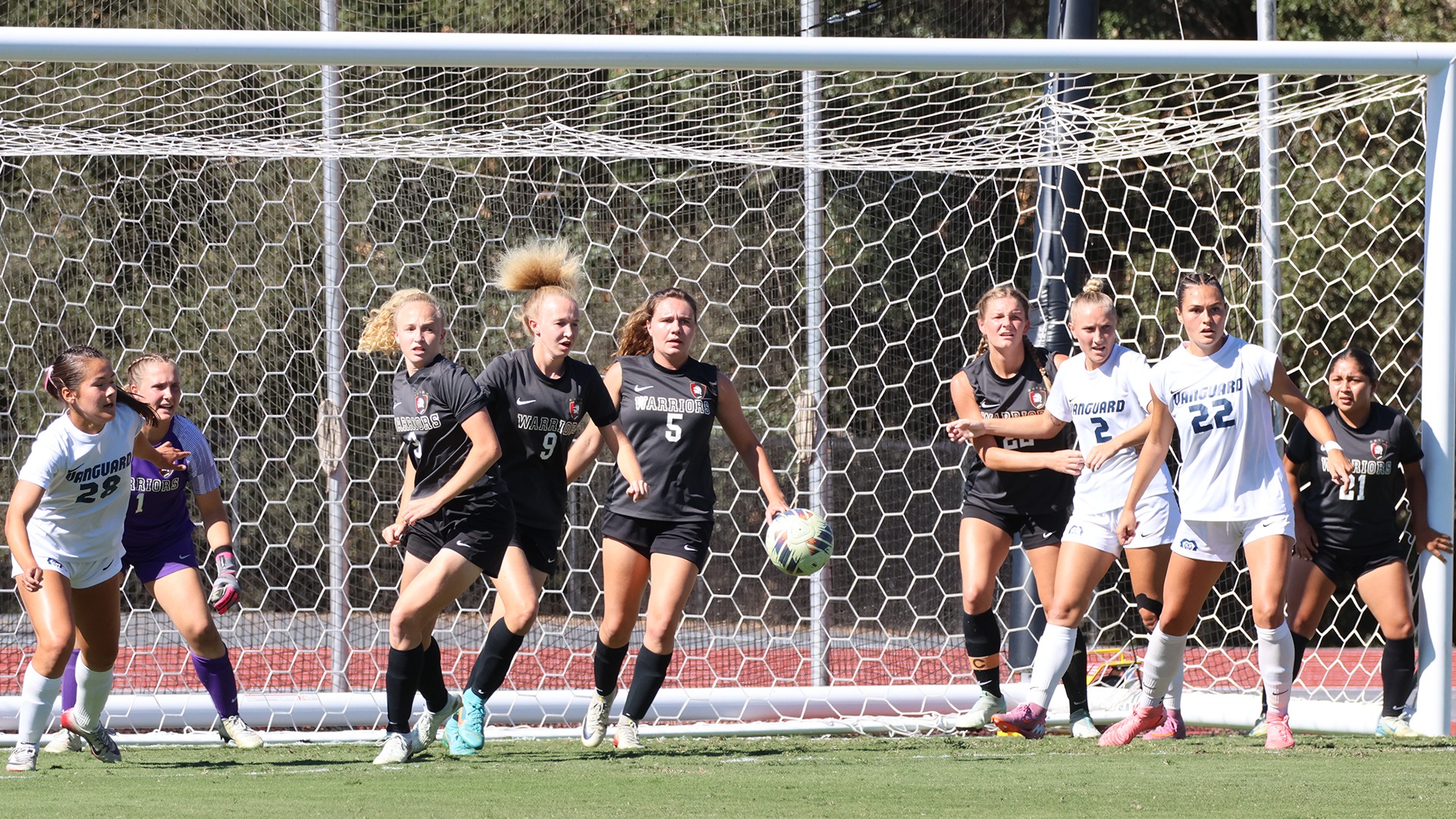 Warriors L-R: Ellie Ludwig, Ainsley Martin, Sierra Martin, Sydney Reese, Makenna Meyers, Giselle Cancino (Photo by Brad Elliott)