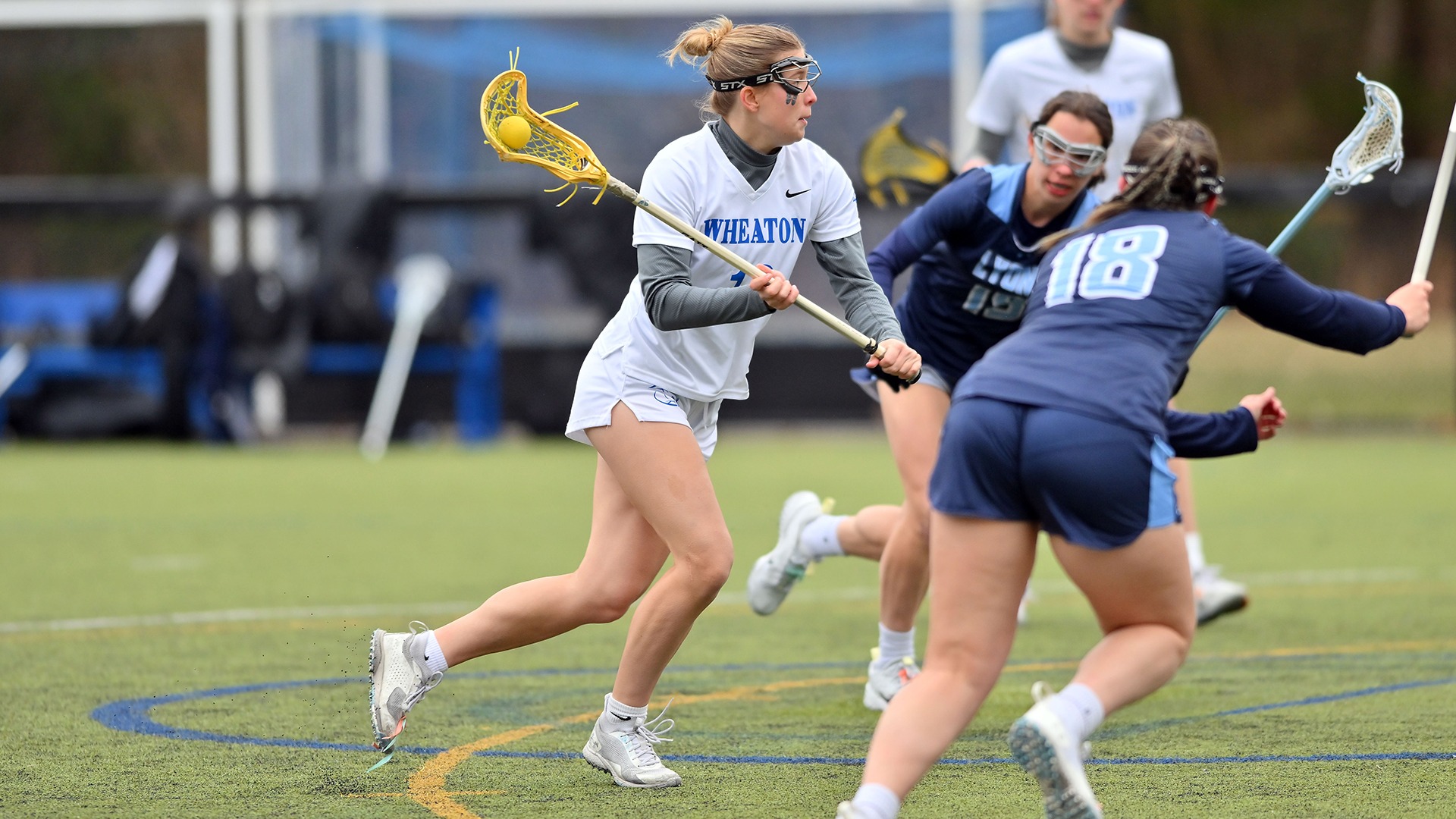 Finnie, Lara action 2 vs. Mount Holyoke