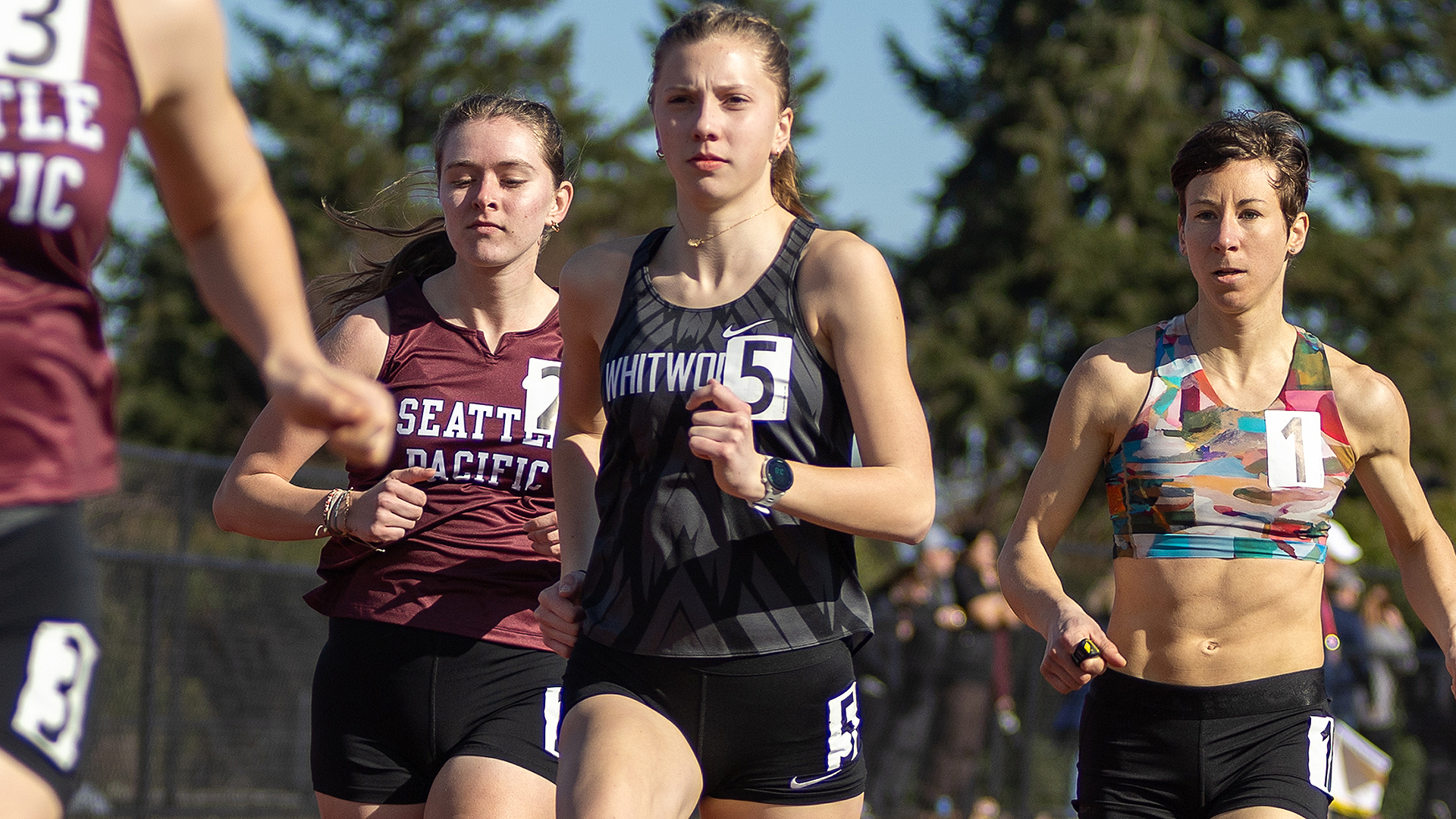 Lily Jones runs at the UPS Boitano Invite
