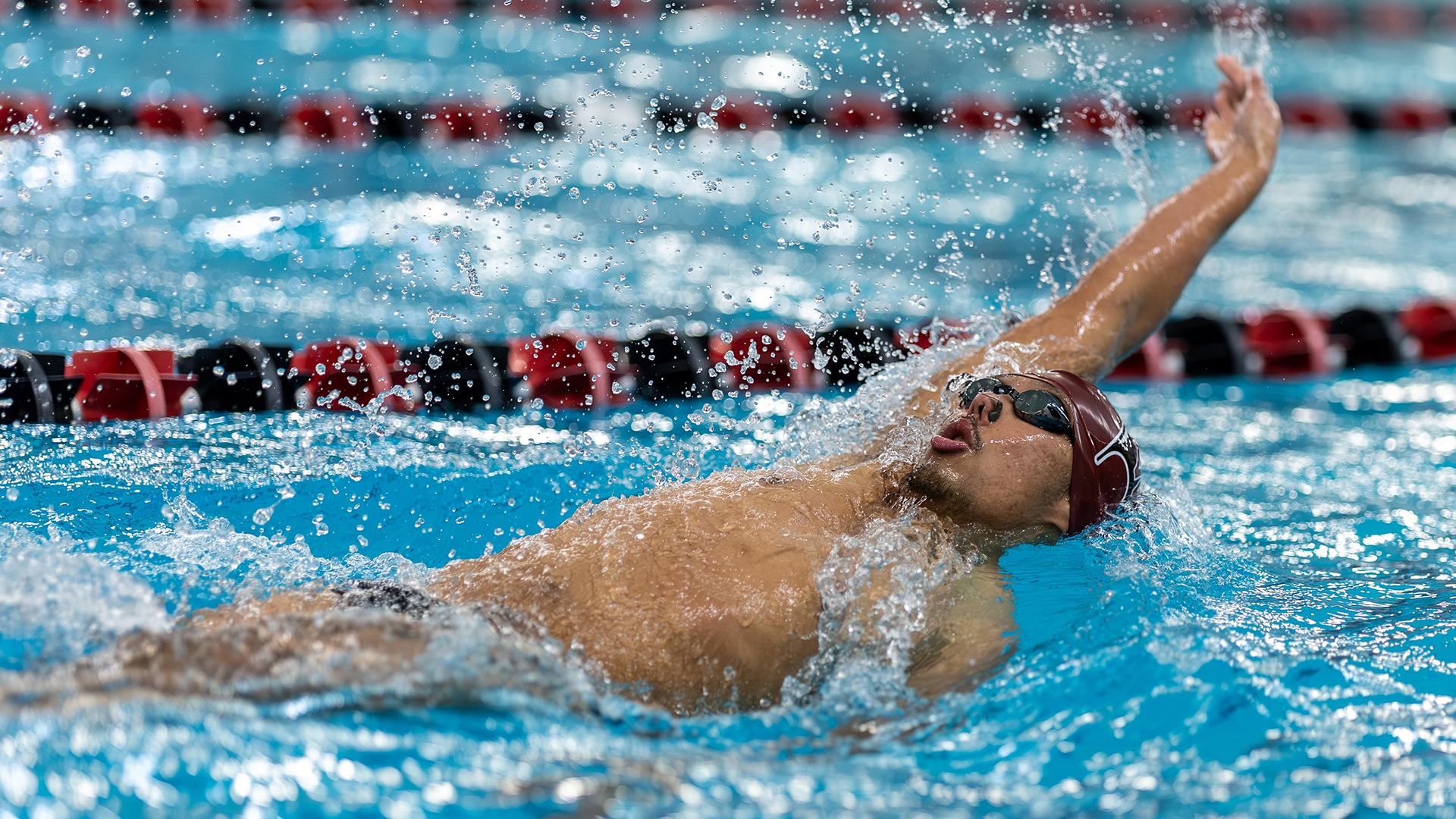Vincent McNabb won the 200 backstroke vs. PLU 2025-26