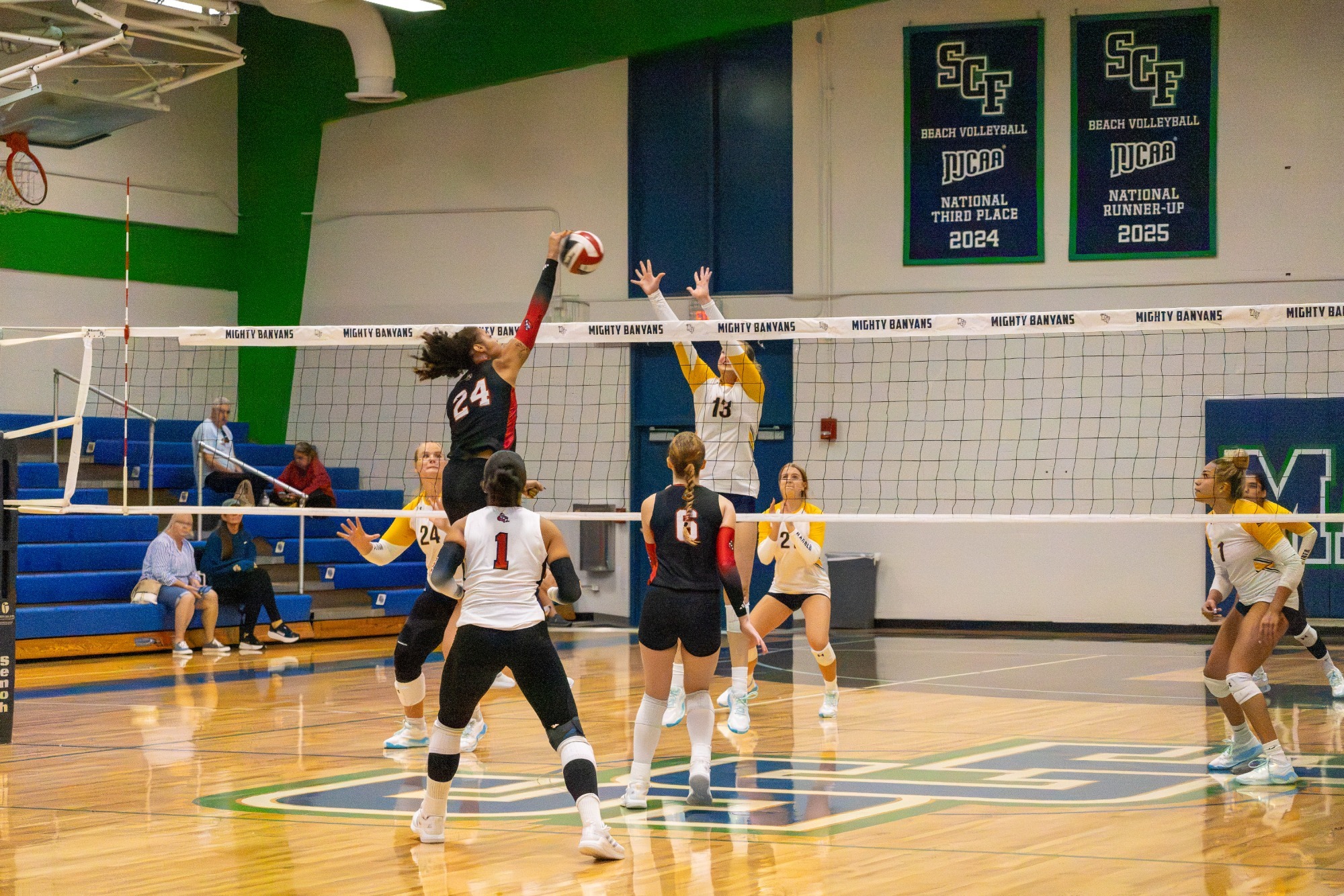 vball_fla2_26