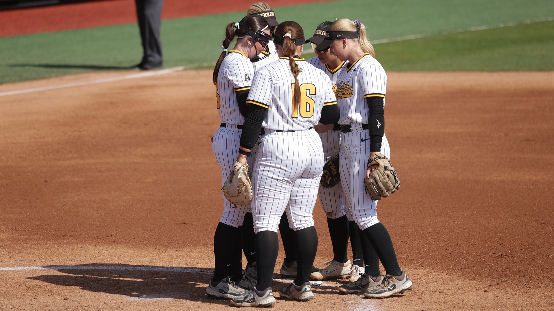 SB Team Huddle