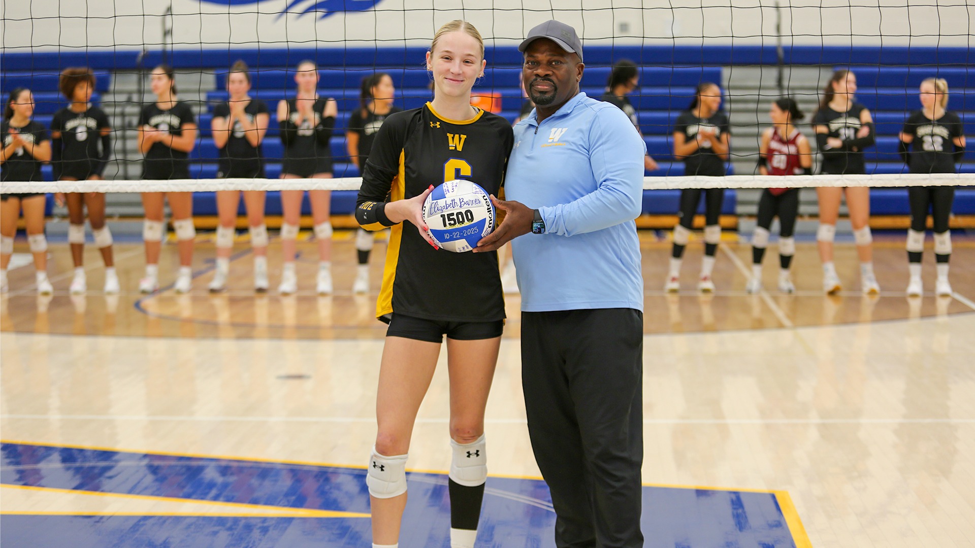 Elizabeth Barnes 1500 Career Digs Recognition