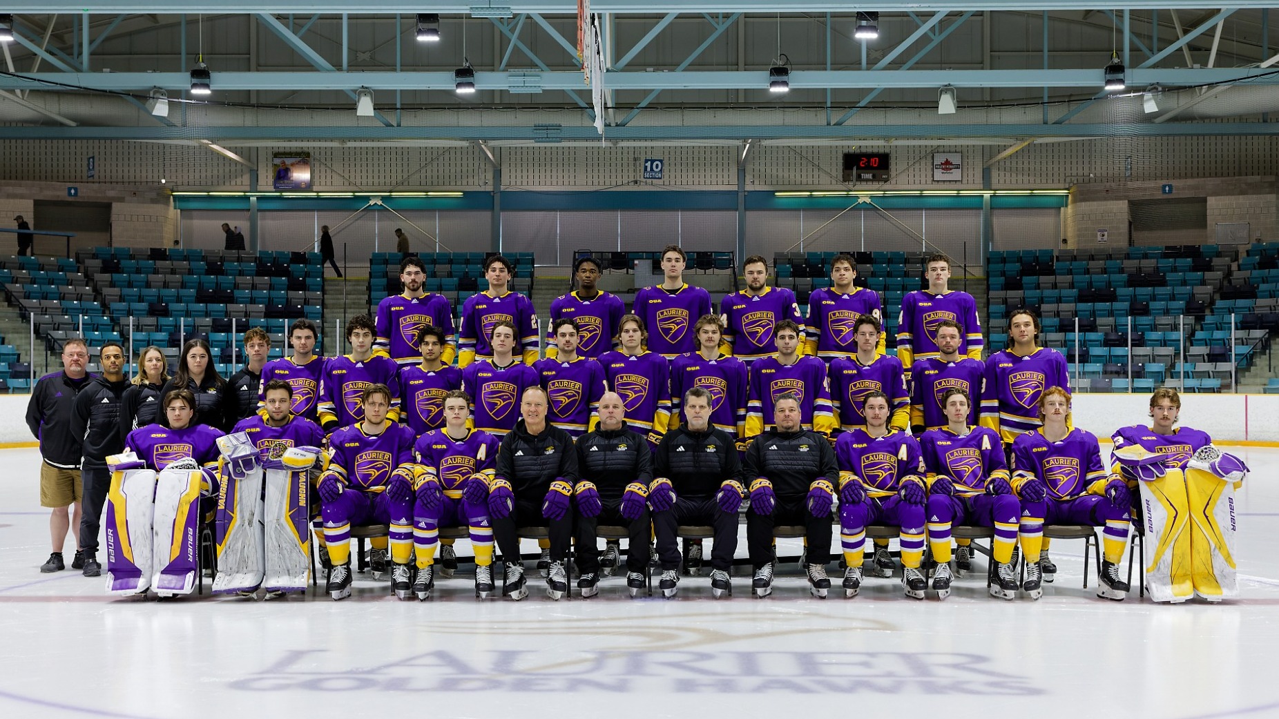 Laurier men's hockey 2025/26 team photo