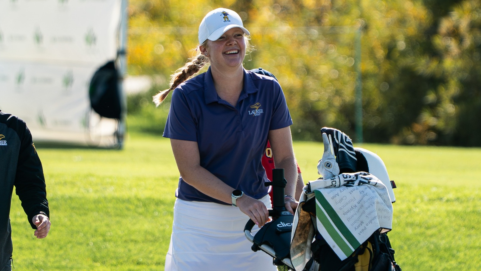 Kristi Godkin walking up the fairway