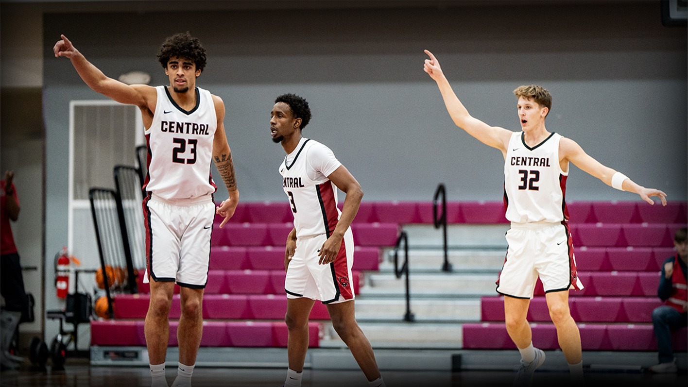 Jalen Childs, Bradley Swillie, and Garrett Marrs against Northwest 12.15.2025