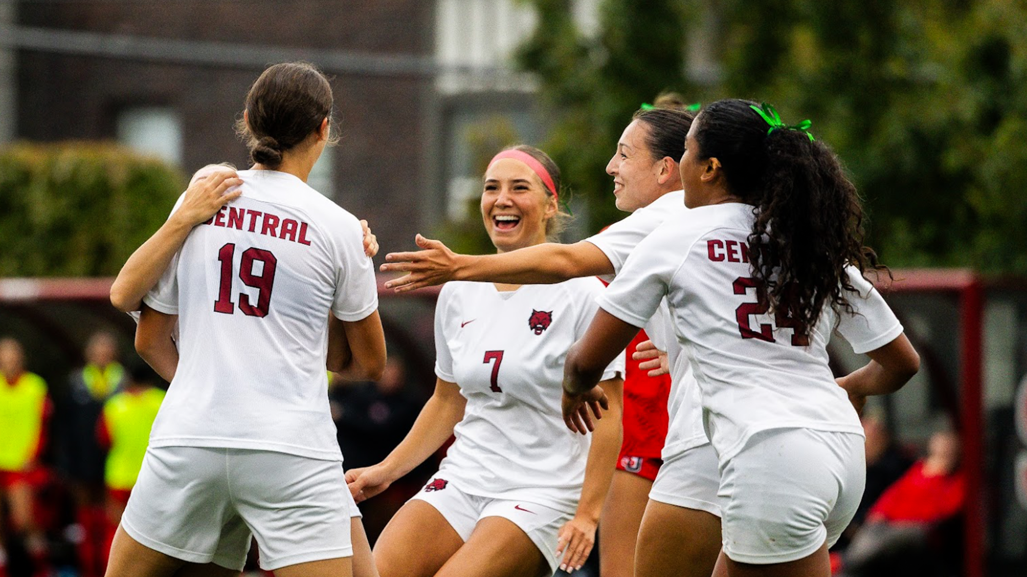 Wildcats celebrate Mary-Jo Landon goal vs Seattle U