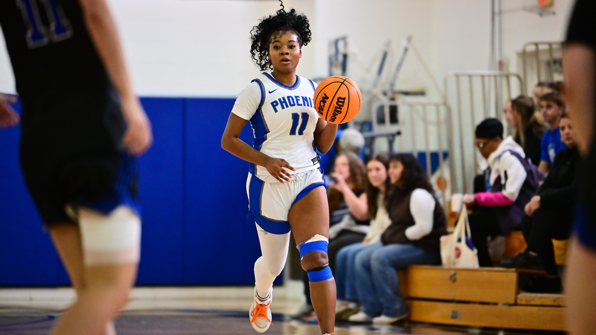 Lae Black dribbles up the court