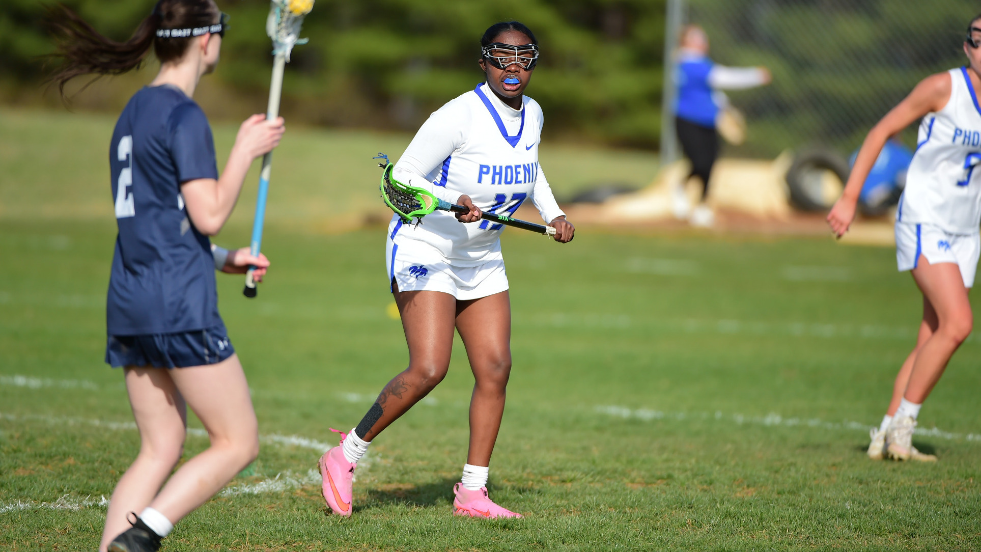 Chantel Cannon defends a player
