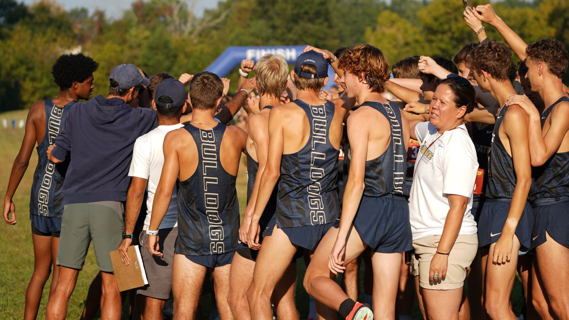 Bulldog Stampede huddle