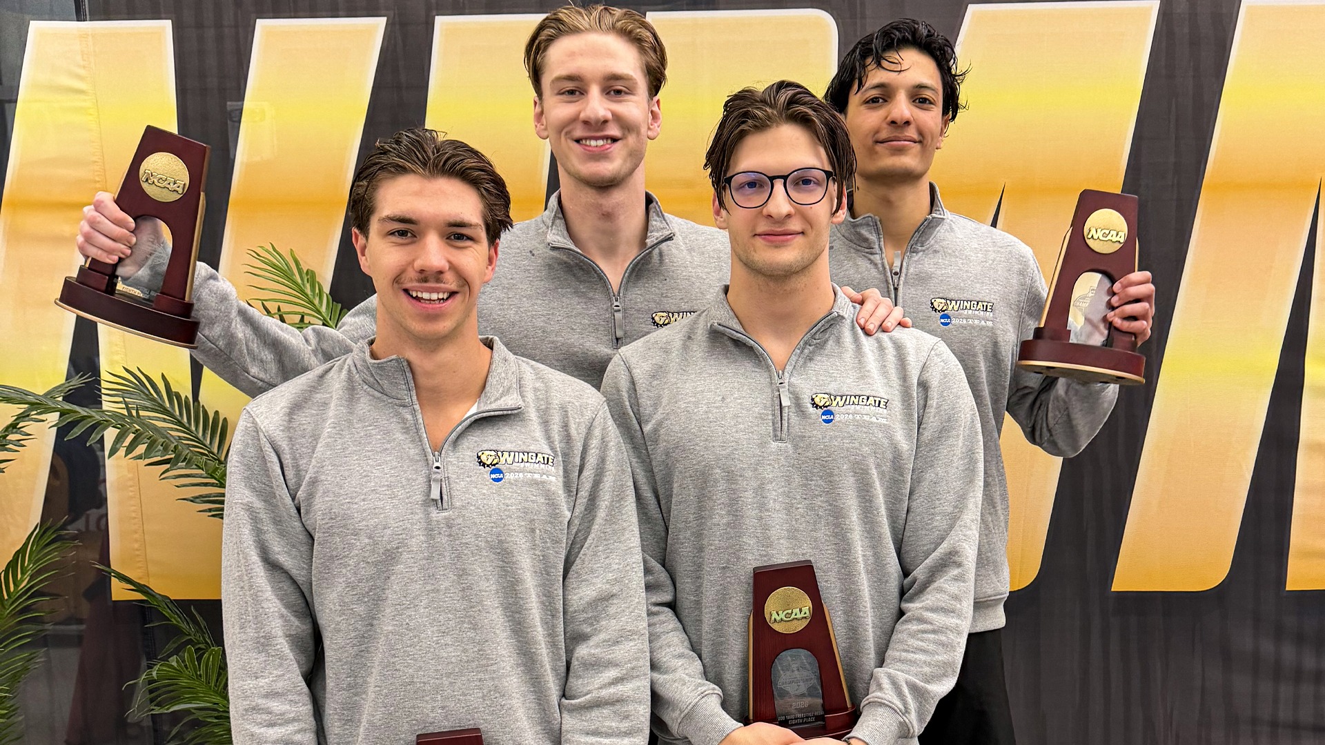 200 Free Relay AA crew