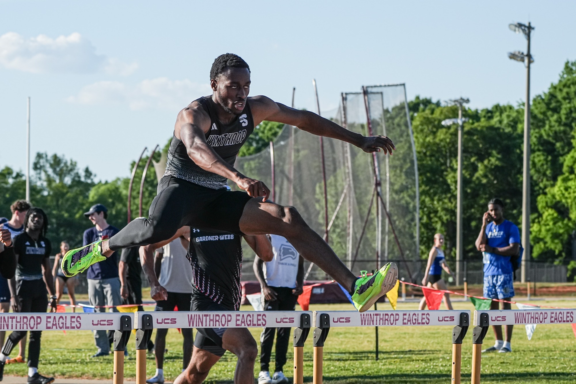 Jurnii Lucas 400H