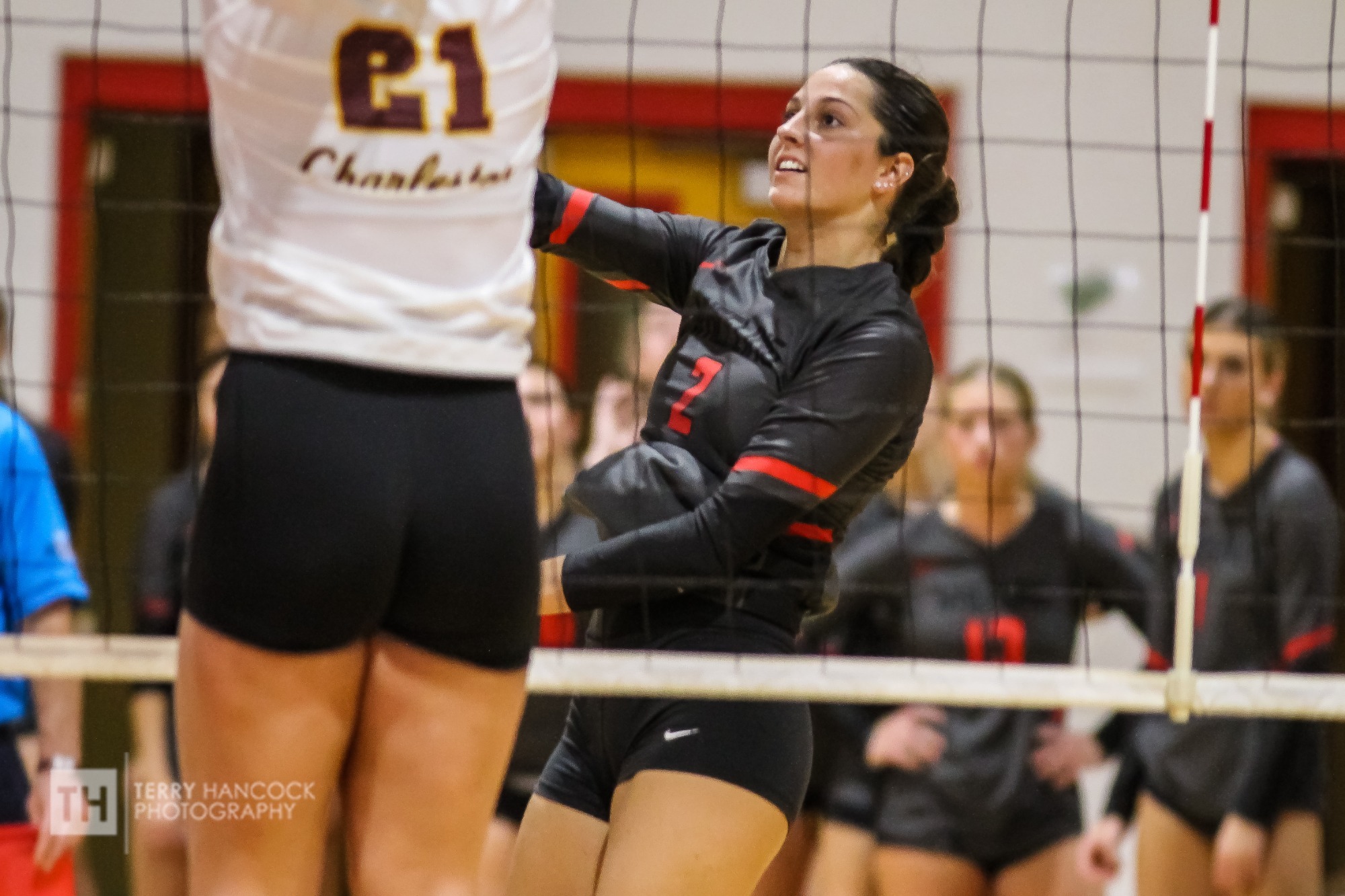 Volleyball Sweeps Frostburg State in Halloween Night Victory Wheeling