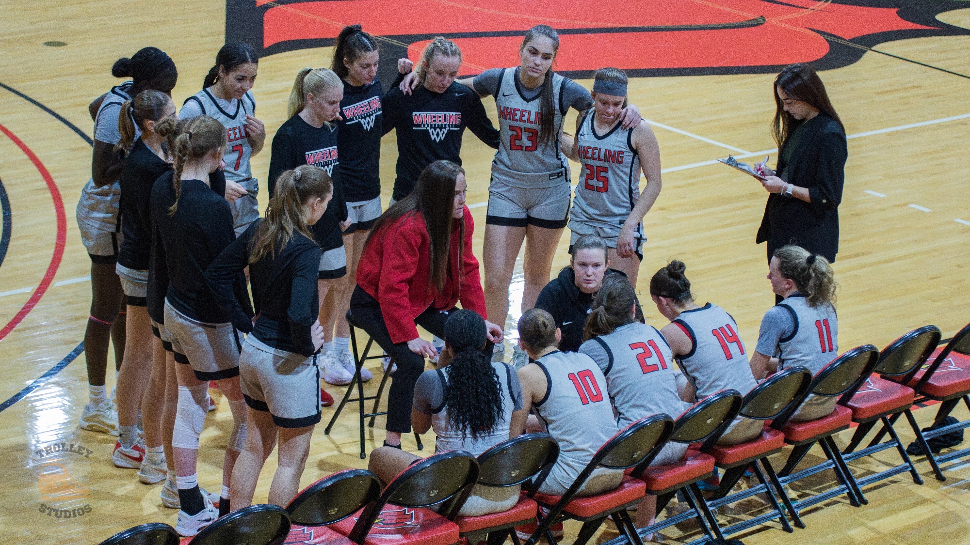 WBB bench huddle