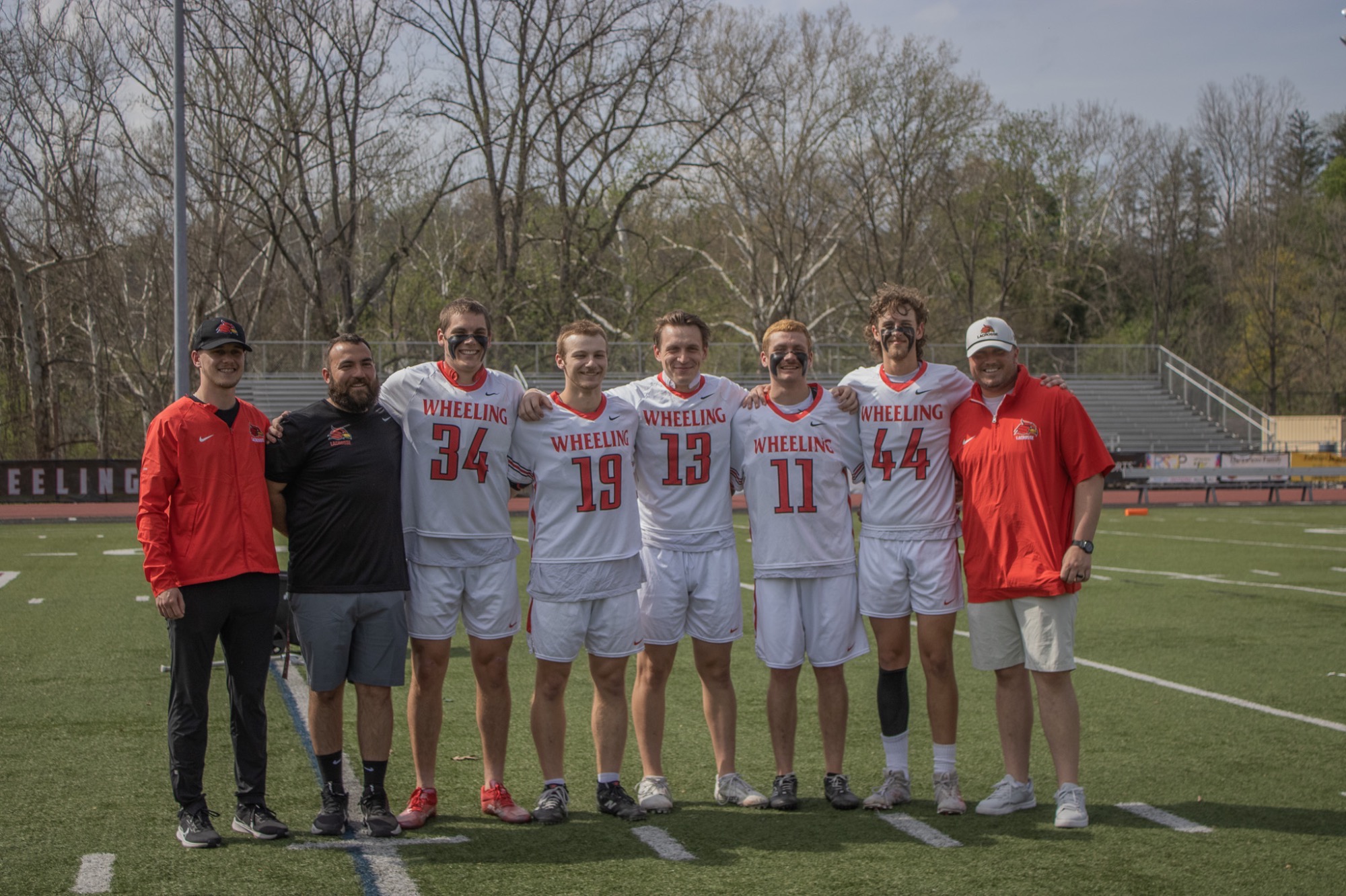mens lax seniors before game