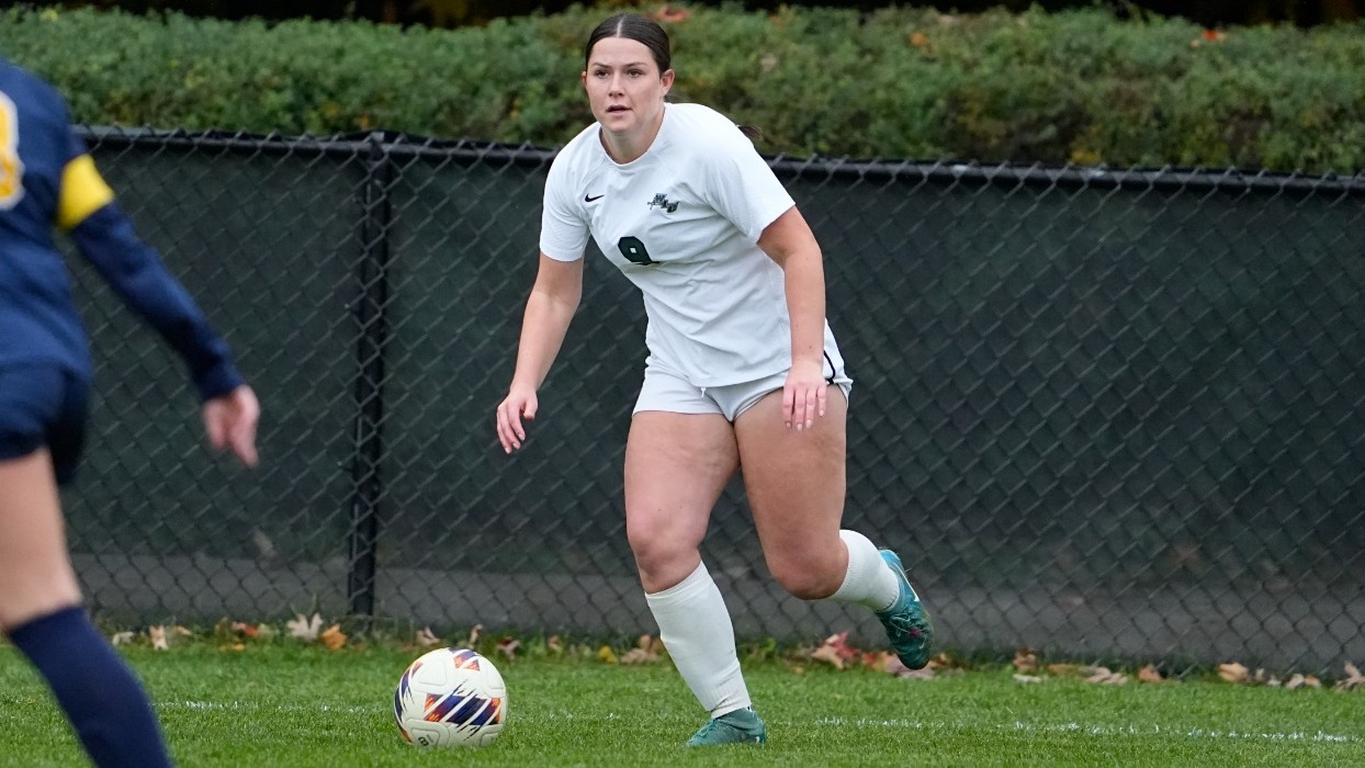 Sophomore Ginny Shade