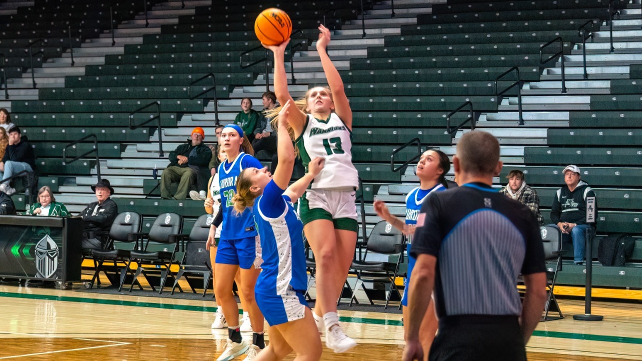 Freshman Maddie Ratzow