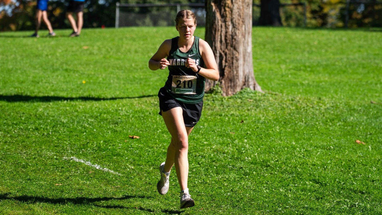 Sophomore Maddie Metz