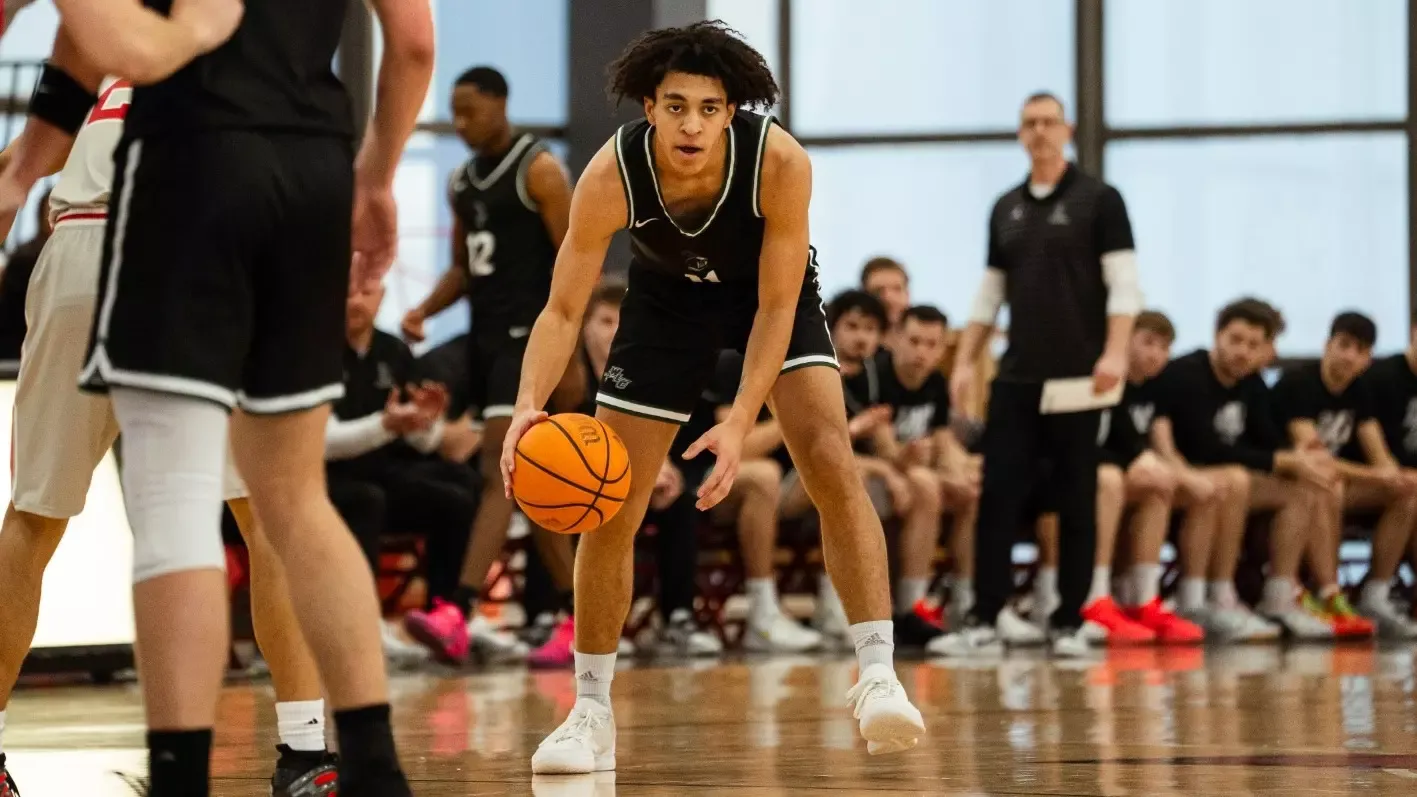 Sophomore Lucas Anamndu