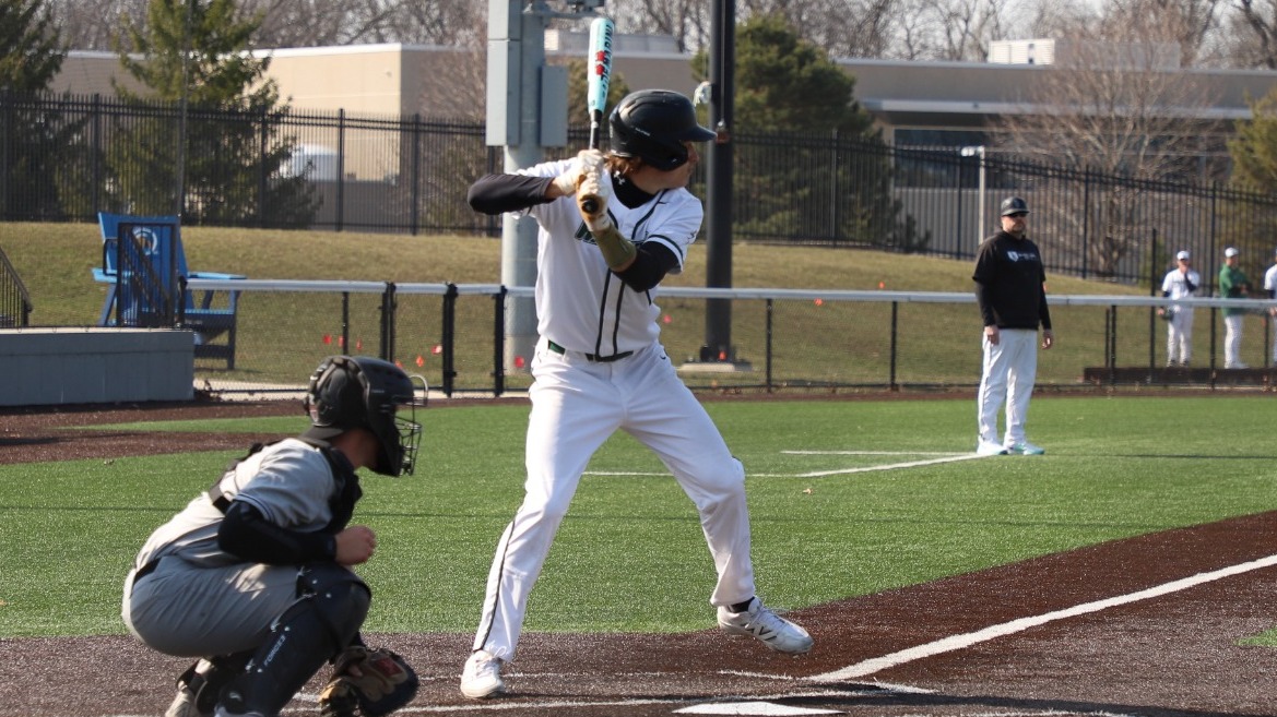 Junior Ian Rintelman