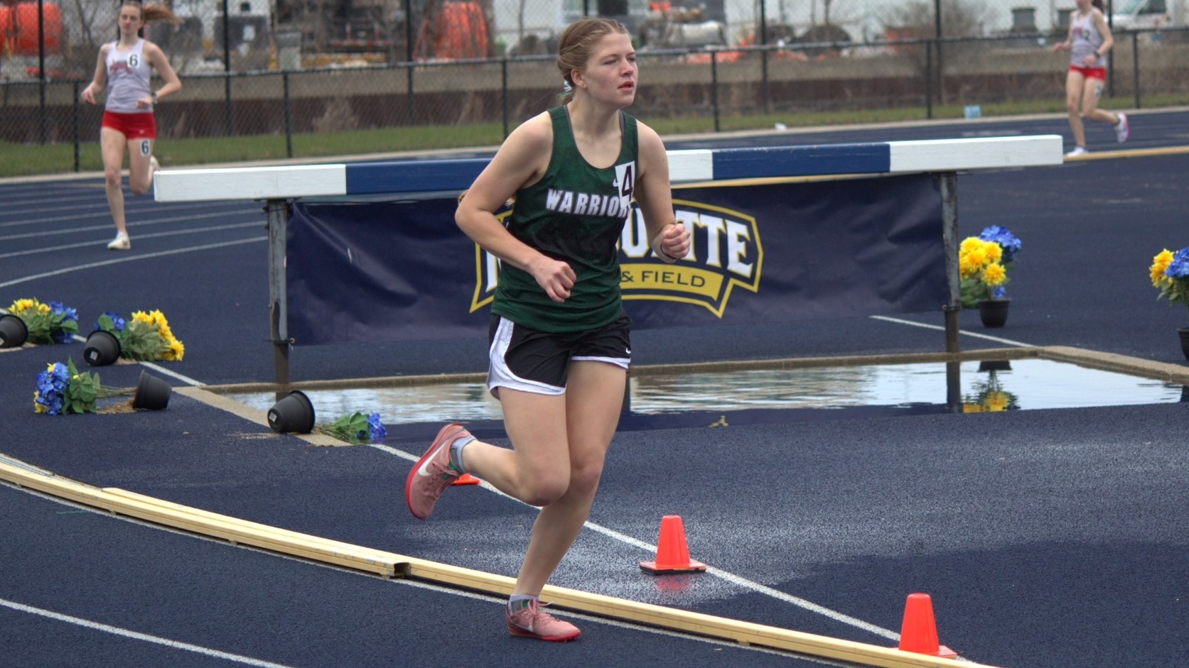 Freshman Maddie Metz