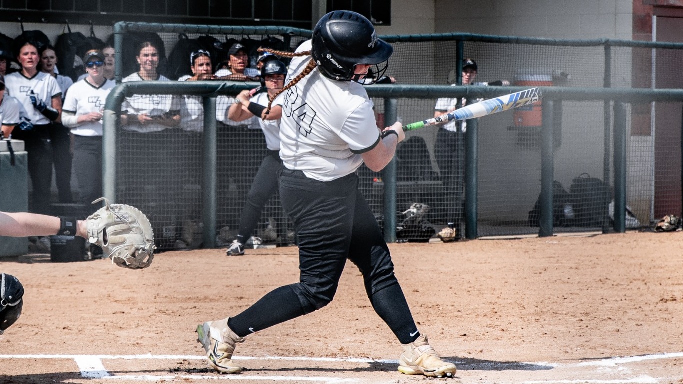 Junior Julianna Alloy