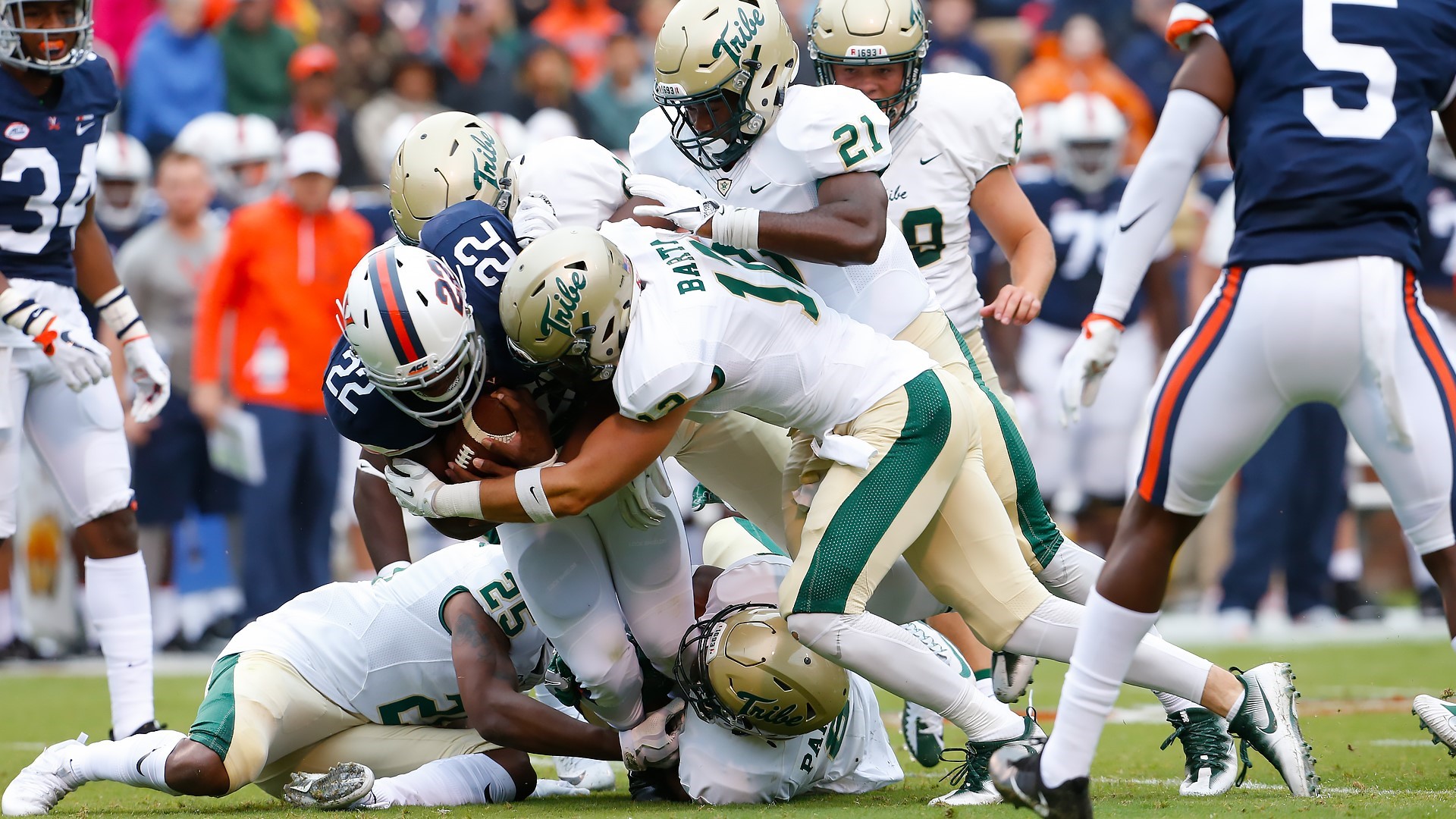 Mike Barta 2017 Football William & Mary Athletics