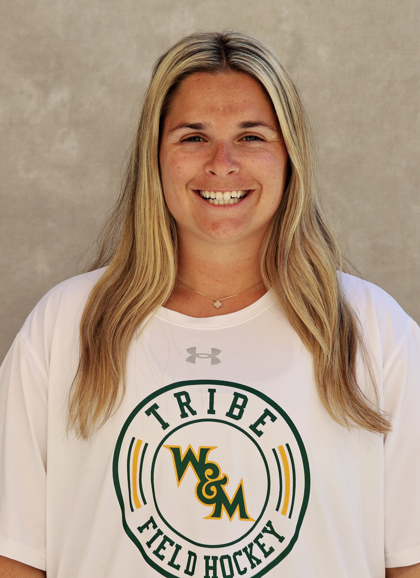 Lauren Curran Head Shot