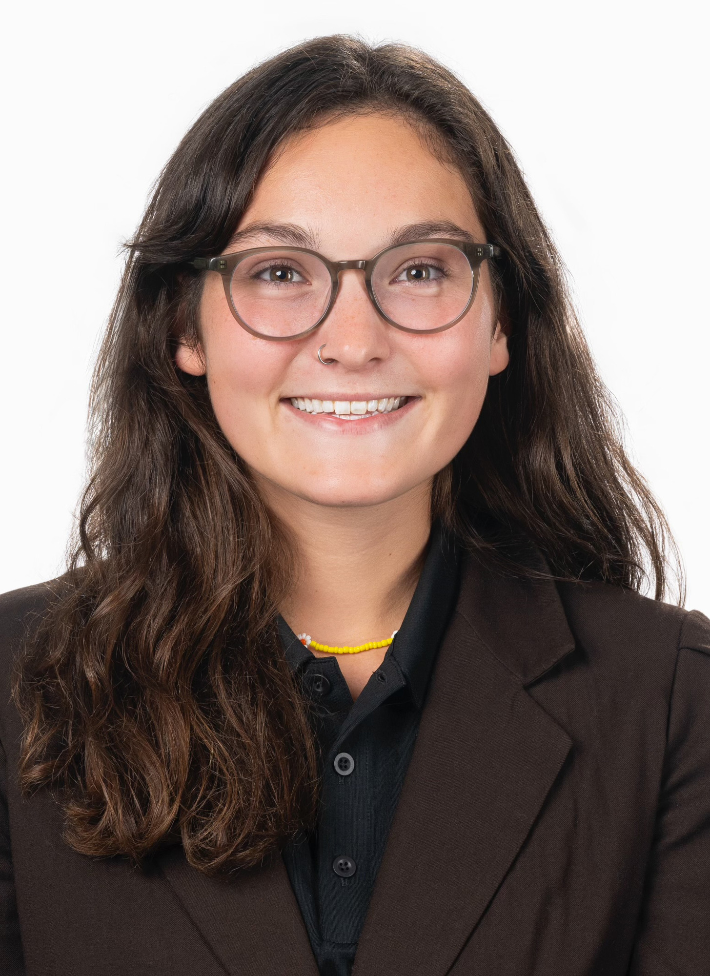 Elena Larcombe head shot