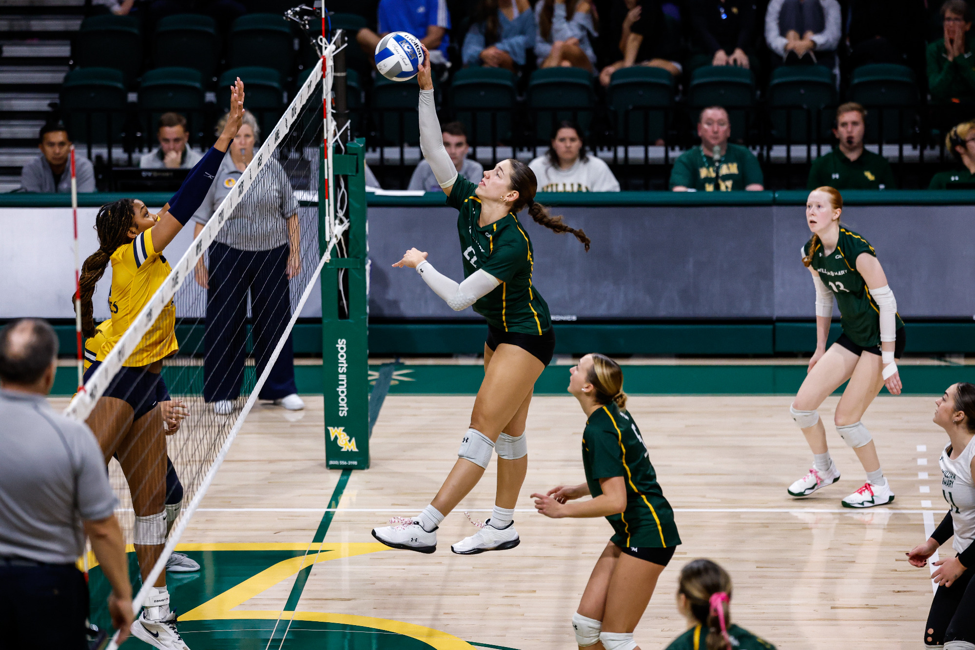 WILLIAMSBURG; Va. — William & Mary dropped Saturday's contest to North Carolina A&T 3-1 (22-25; 25-17; 20-25; 13-25) on Saturday afternoon at Kaplan Arena.