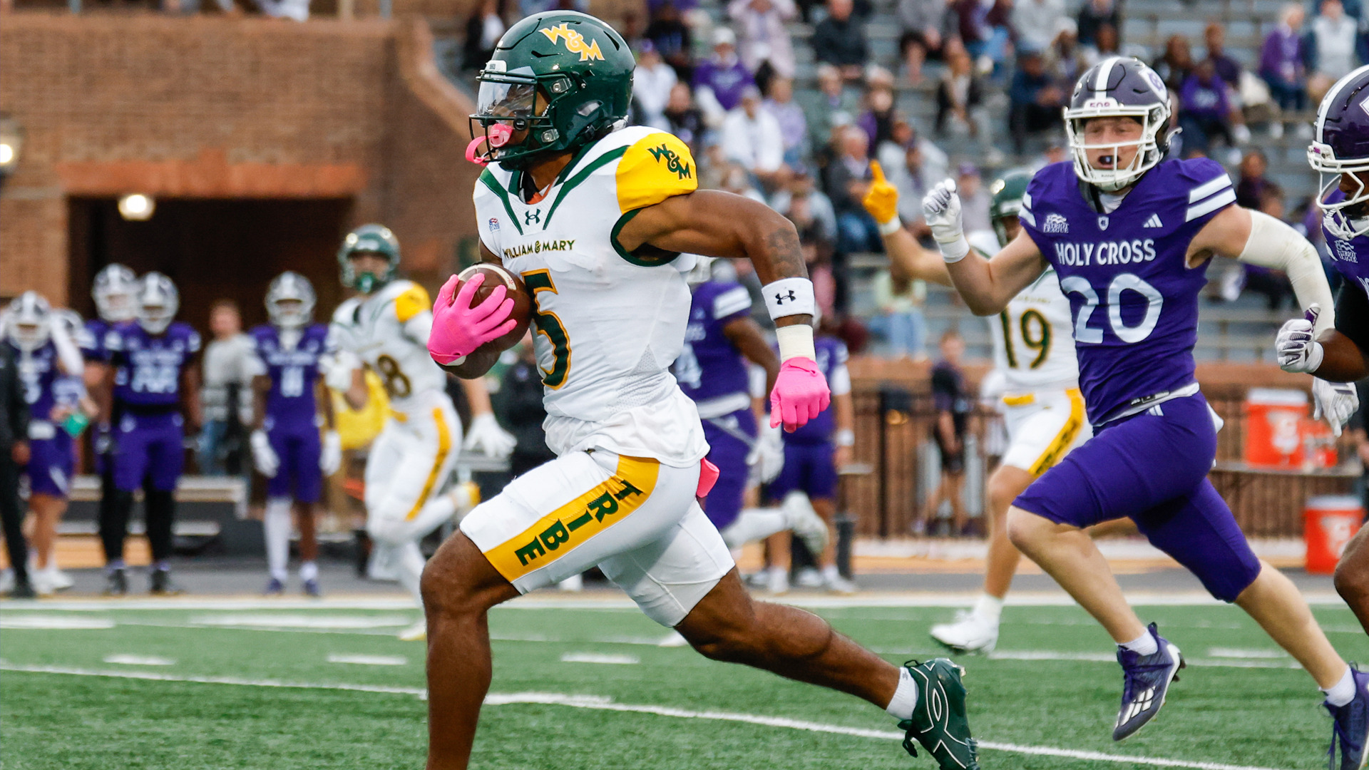 Khylil Johnson hauls in a 75-yd touchdown catch versus Holy Cross at Zable Stadium