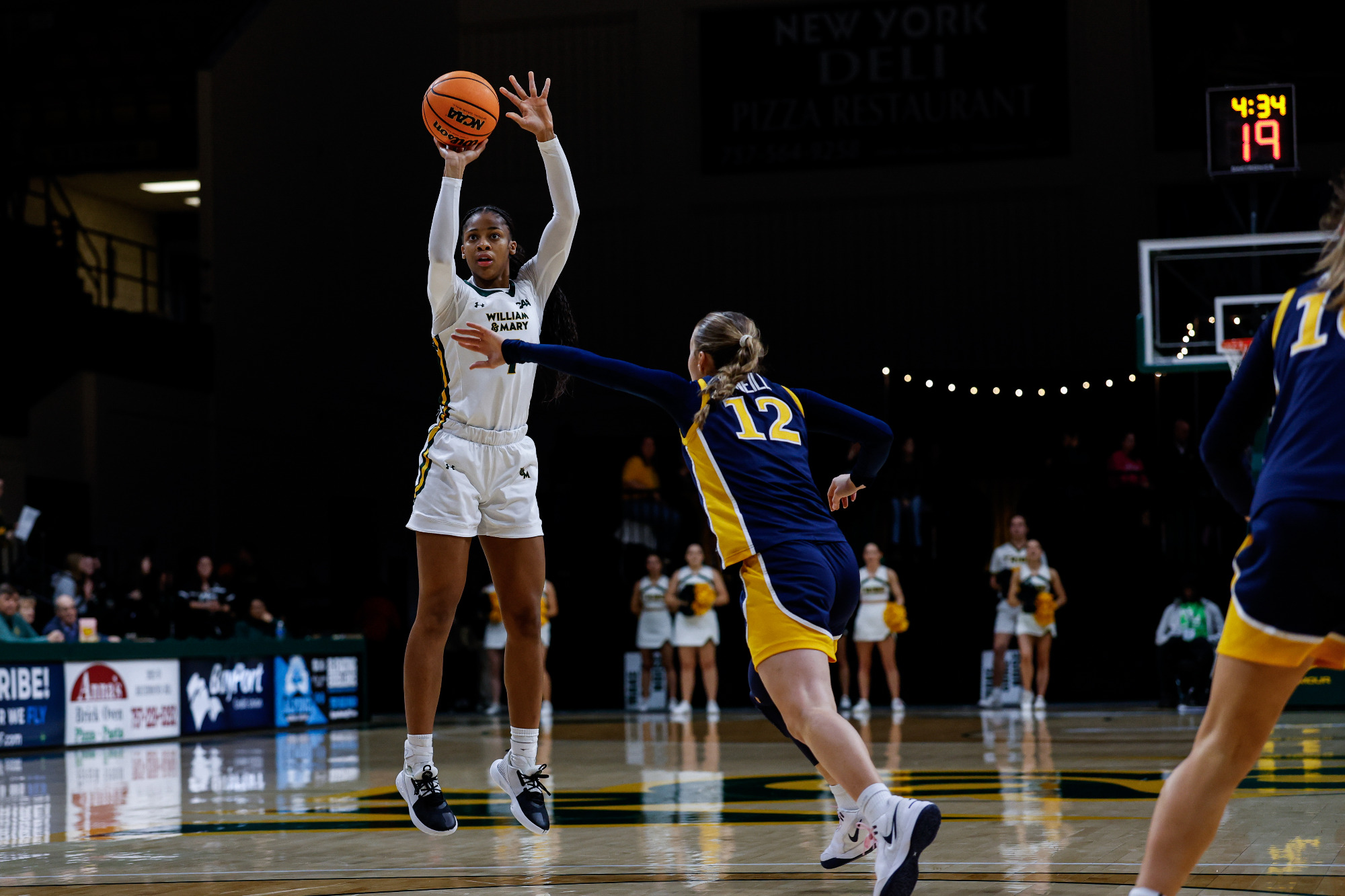 WILLIAMSBURG, VA - William & Mary women's basketball battled until the final seconds but fell 63–61 to Drexel on Sunday afternoon at Kaplan Arena.