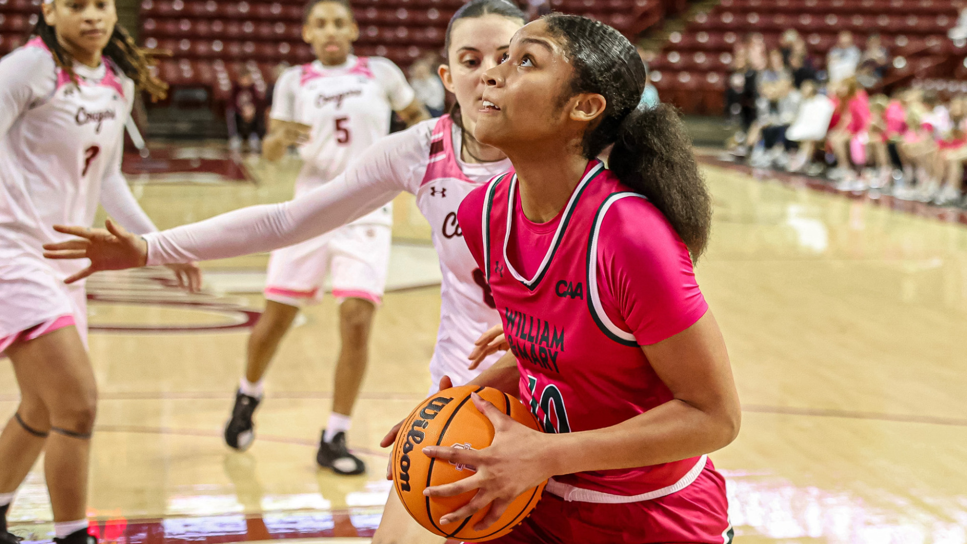 Marley Long shoots a layup at Charleston