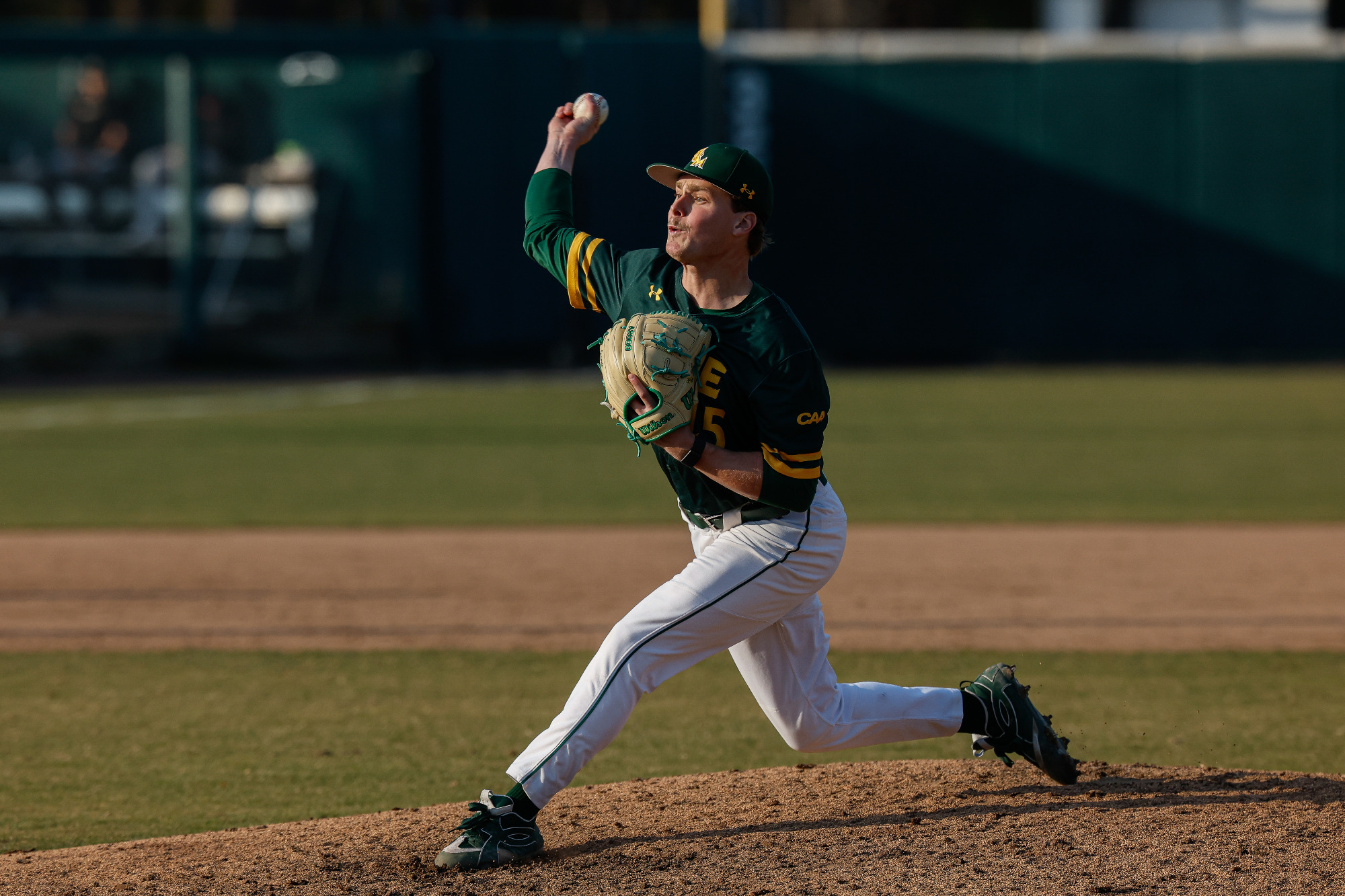  William & Mary baseball capped off a dominant weekend sweep as it pounded out a dozen hits in a 12-5 win over Lafayette on Sunday afternoon at Plumeri Park.