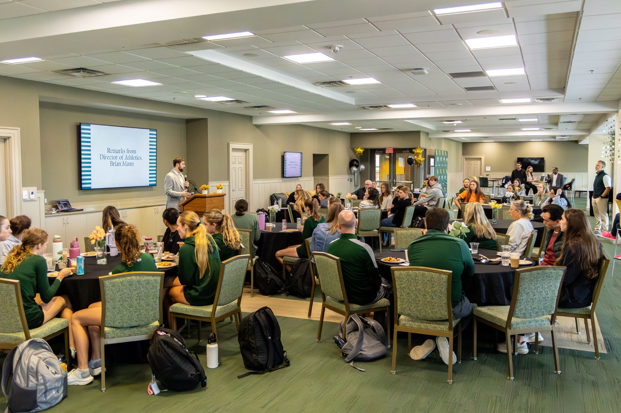 W&M student-athletes, coaches, and adminstration gathered for a celebratory breakfast to honor the 2026 Provost Awards. A total of 205 W&M students earned Provost Awards sporting GPAs of 3.5 or better. 