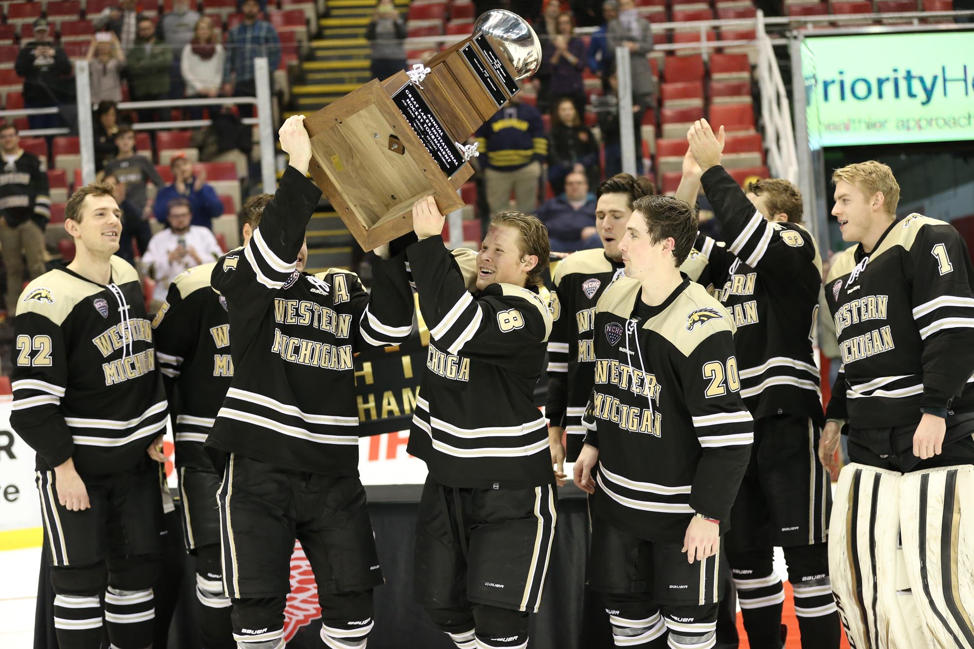 Sheldon Dries Men's Ice Hockey Western Michigan University Athletics
