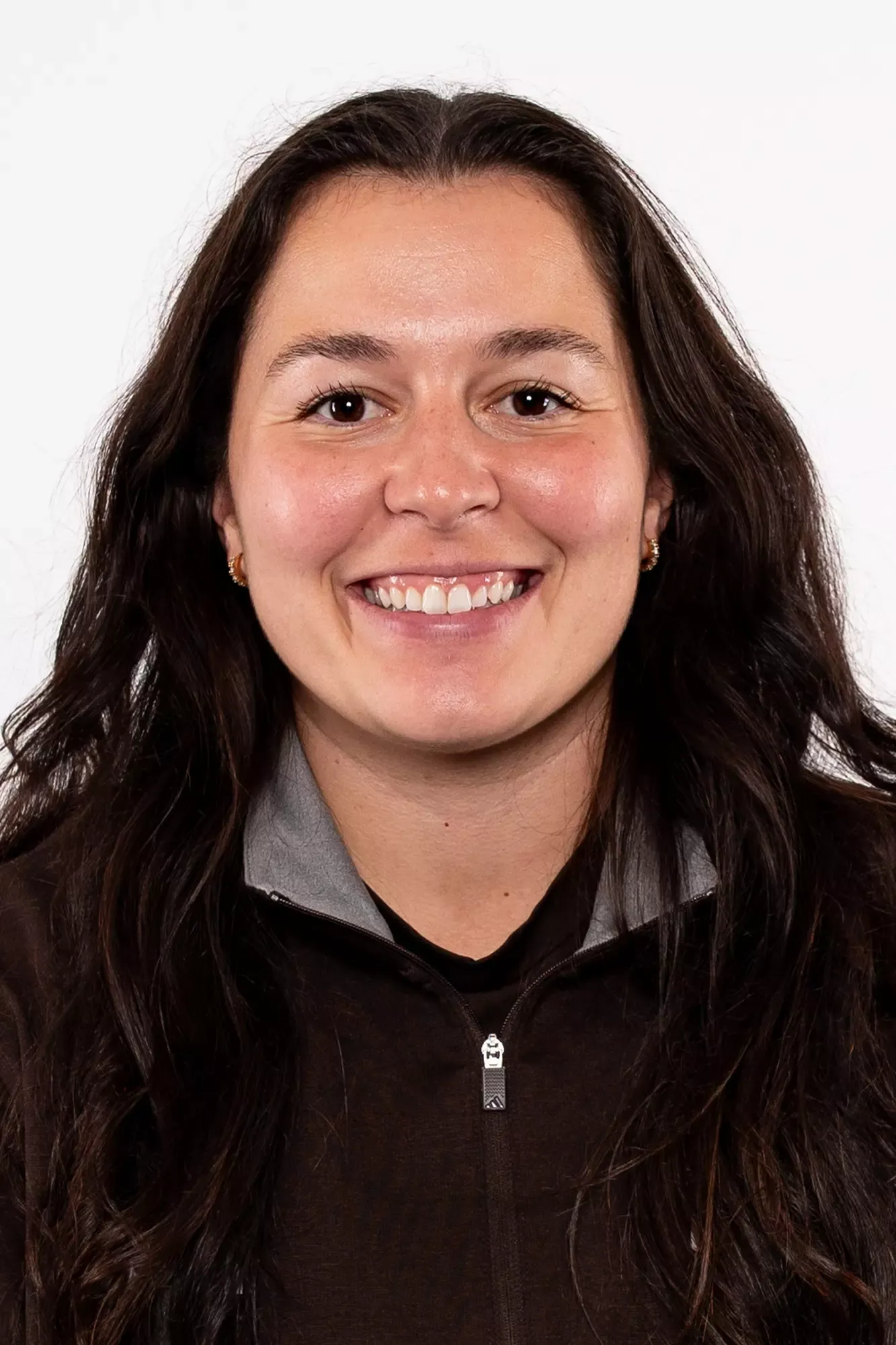 Director of Basketball Ops Elysia Mattos 2025-26 Headshot