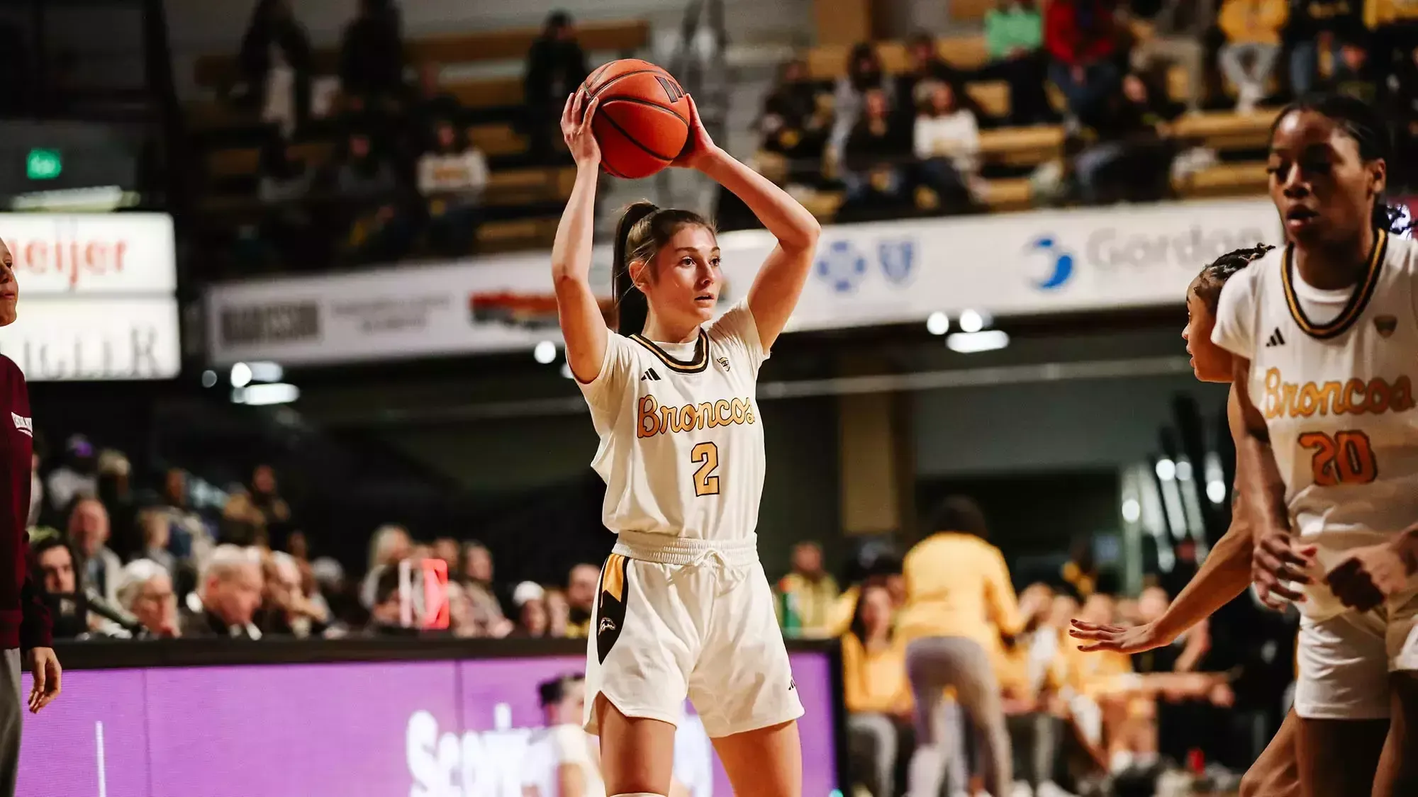 WBB vs CMU