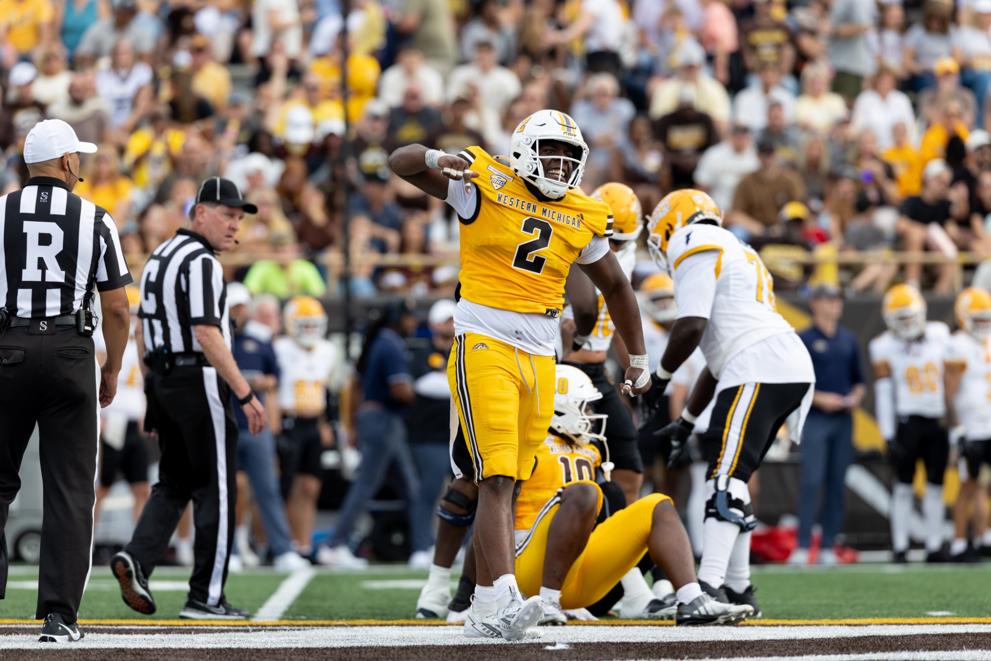 Scoop Gardner Jr celebrates a sack.
