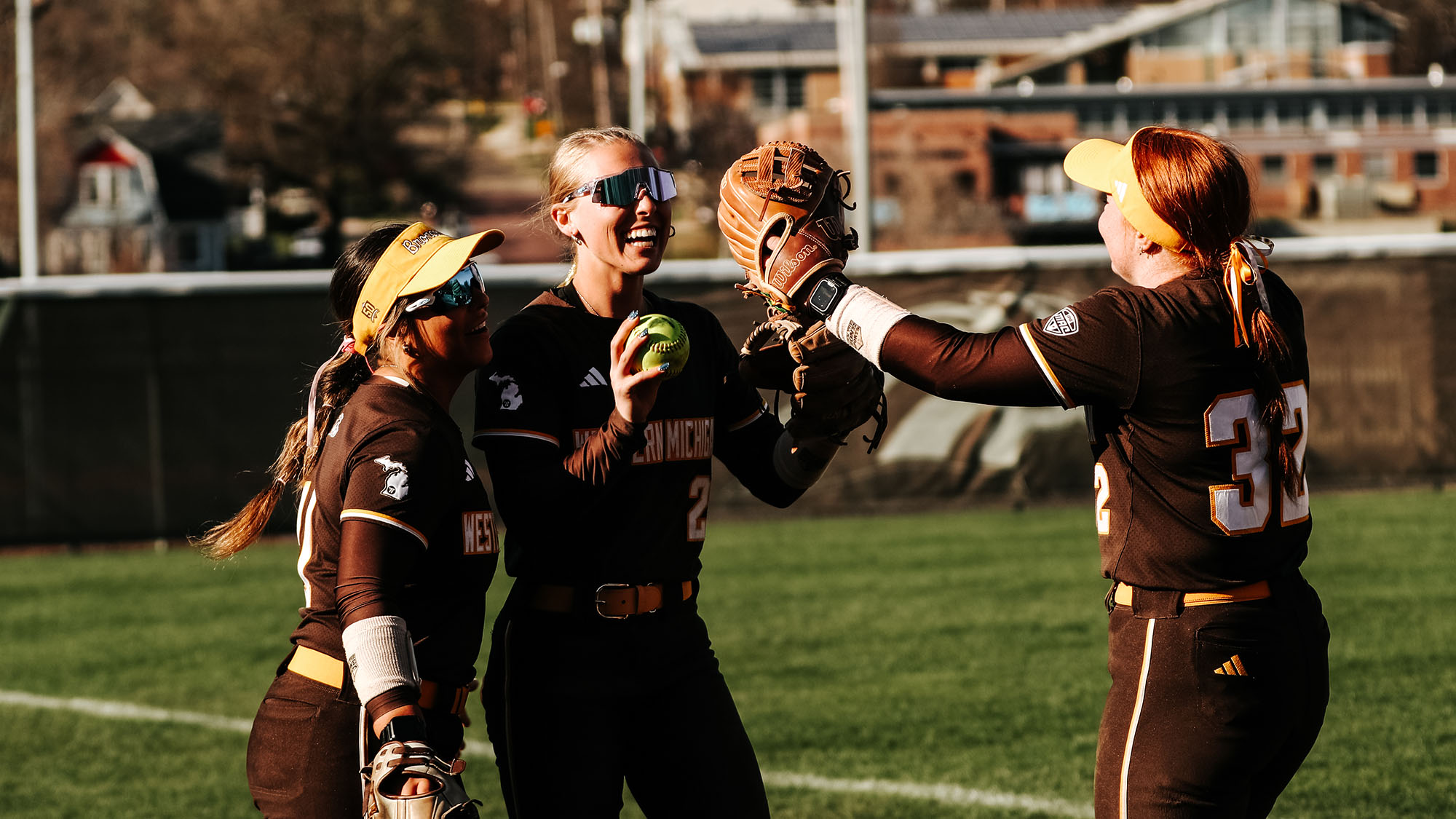 WMU . vs . Akron Game 3
