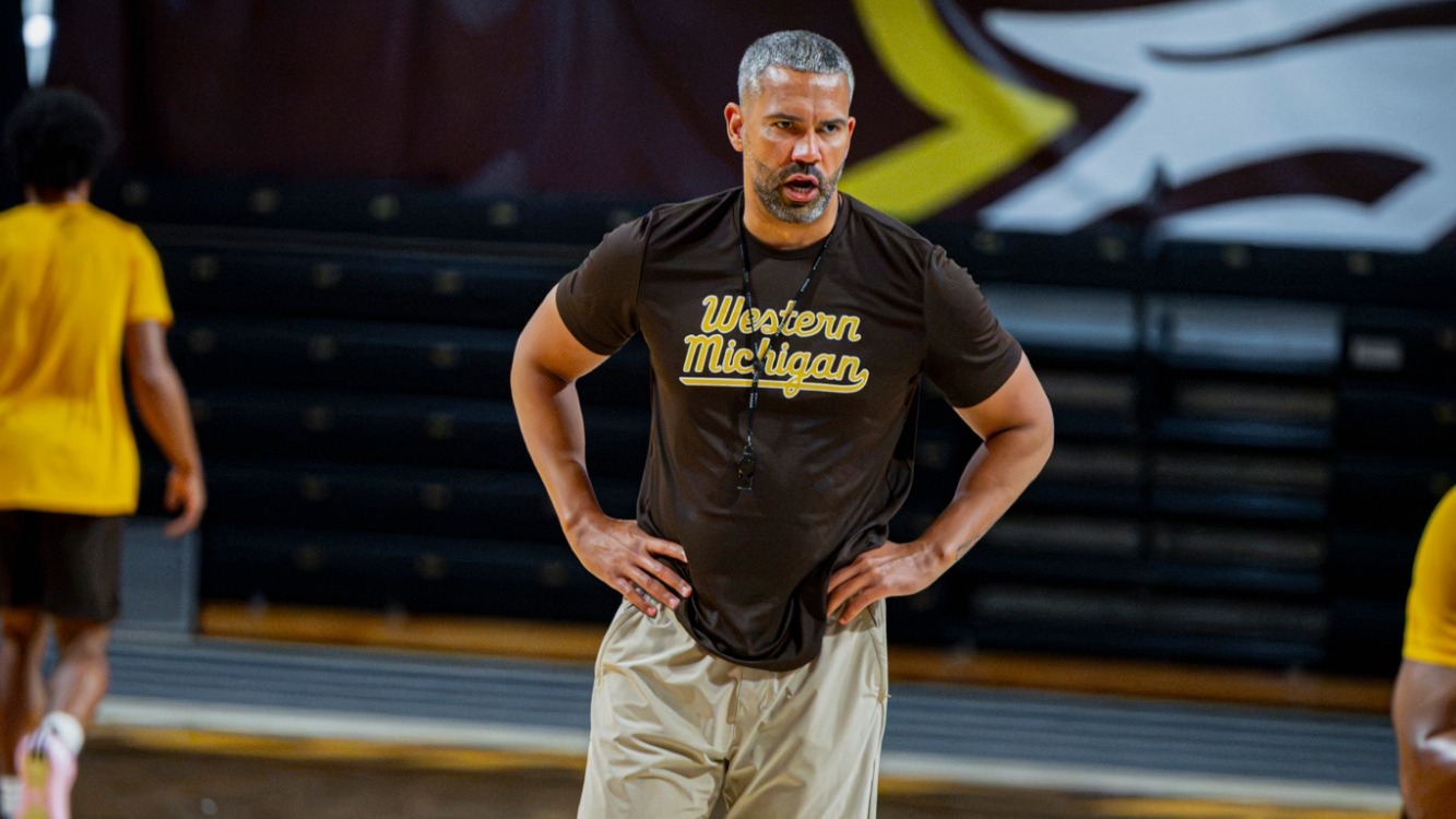 New WMU men's basketball head coach Kahil Fennell during one of the team's early-season practices