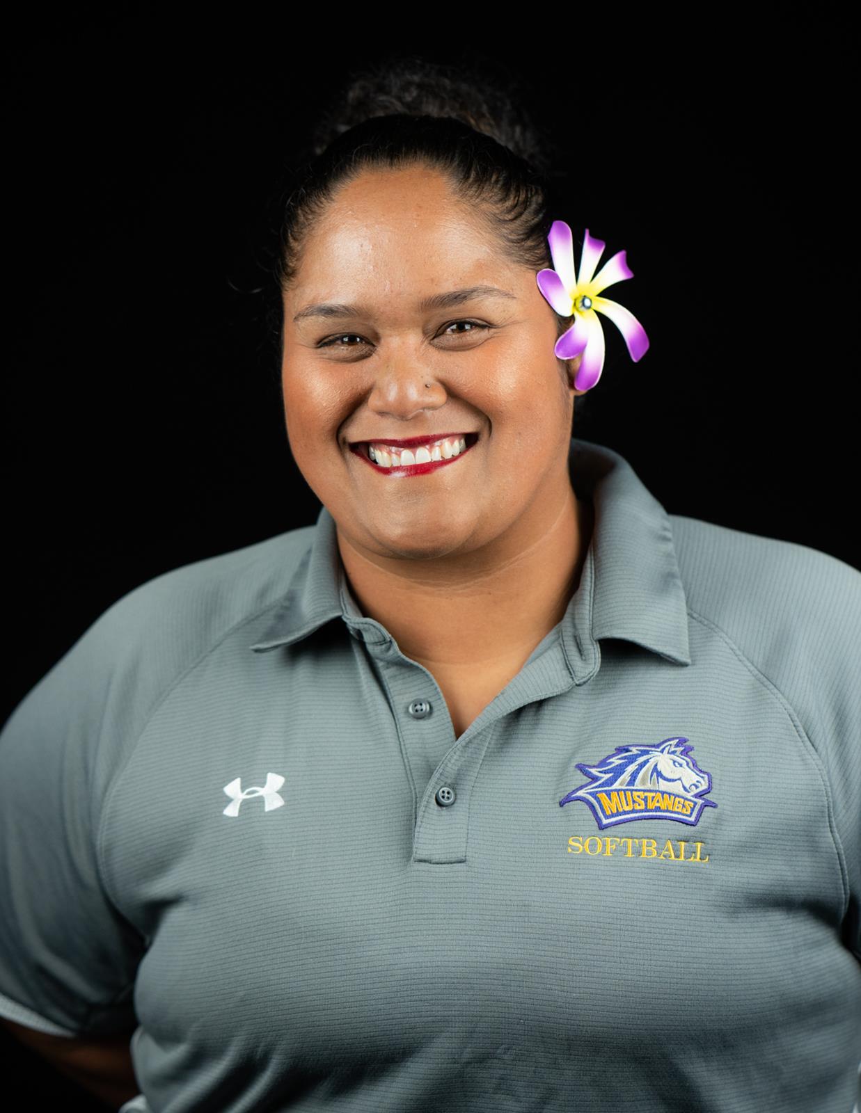 Sheynne Hussey 