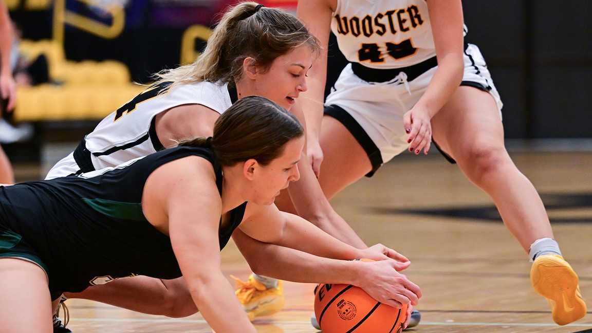 Hannah Stroebe hustles for a loose ball