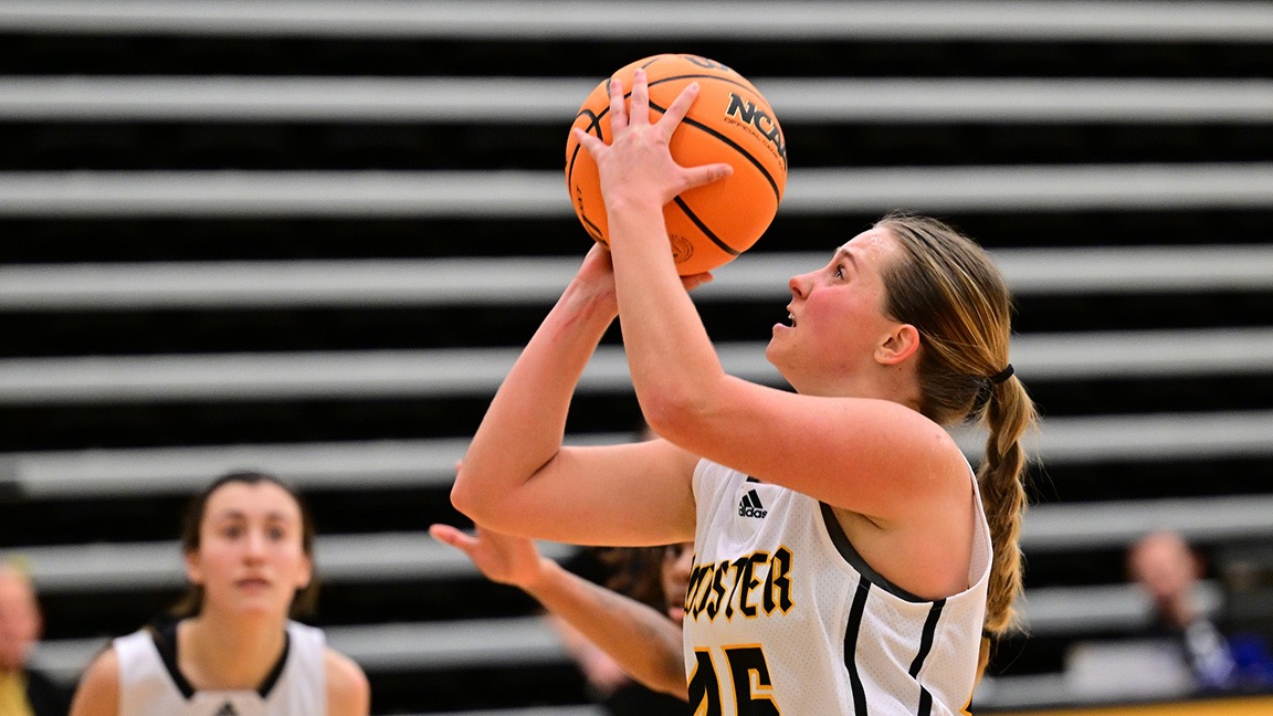 Abby Henegar in a shooting motion