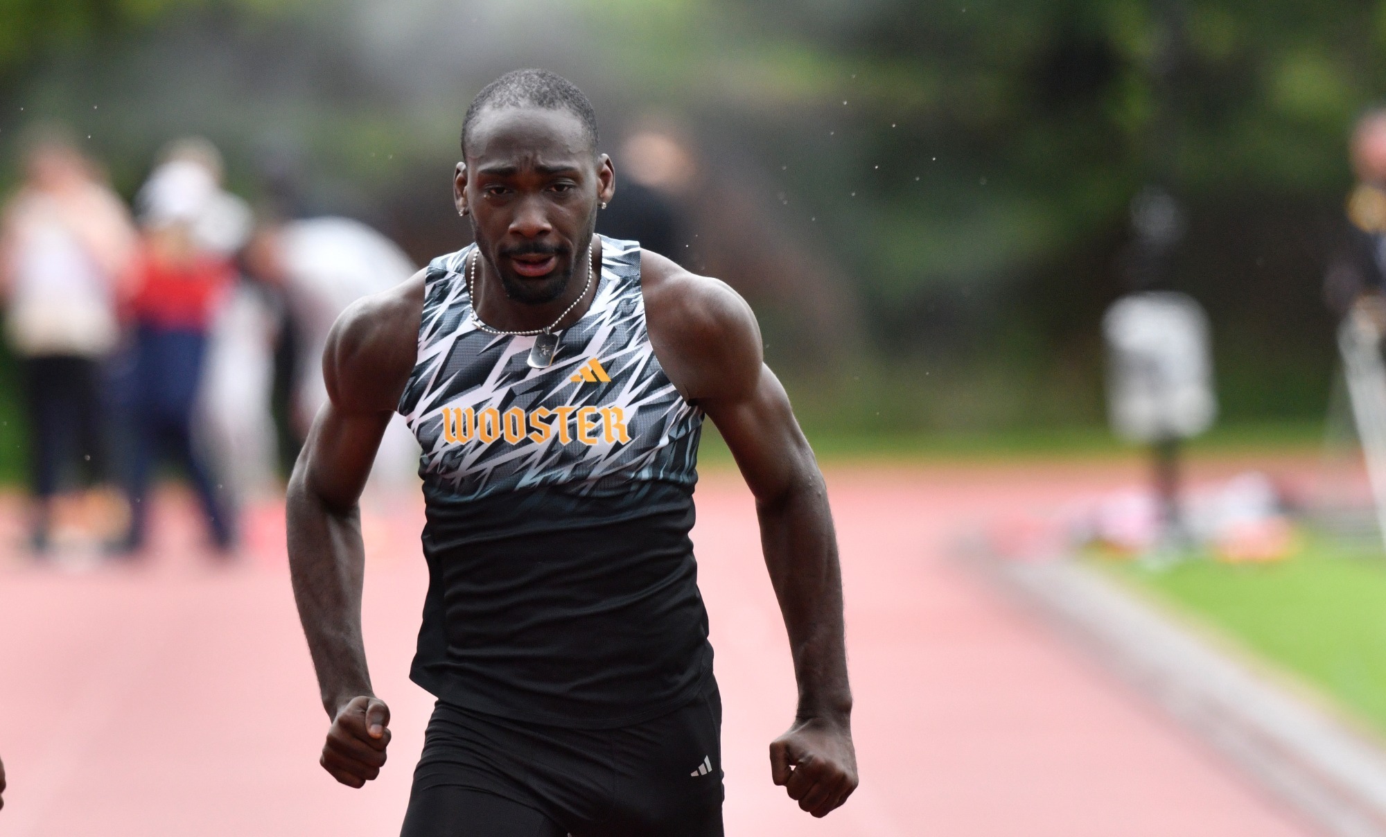 Dasebre Ofosu-Manu runs in the 100-meter dash at the NCAC Championships