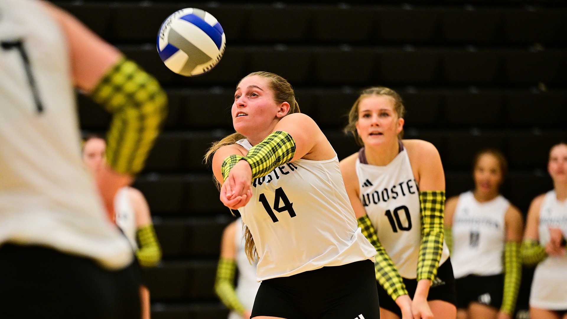 Natalie Hohman passes the ball against Allegheny in a 2026 match
